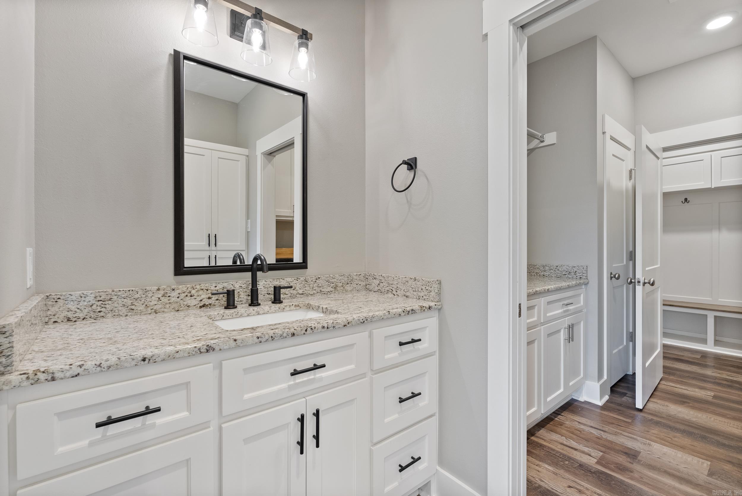 COYOTE RIDGE - Residential