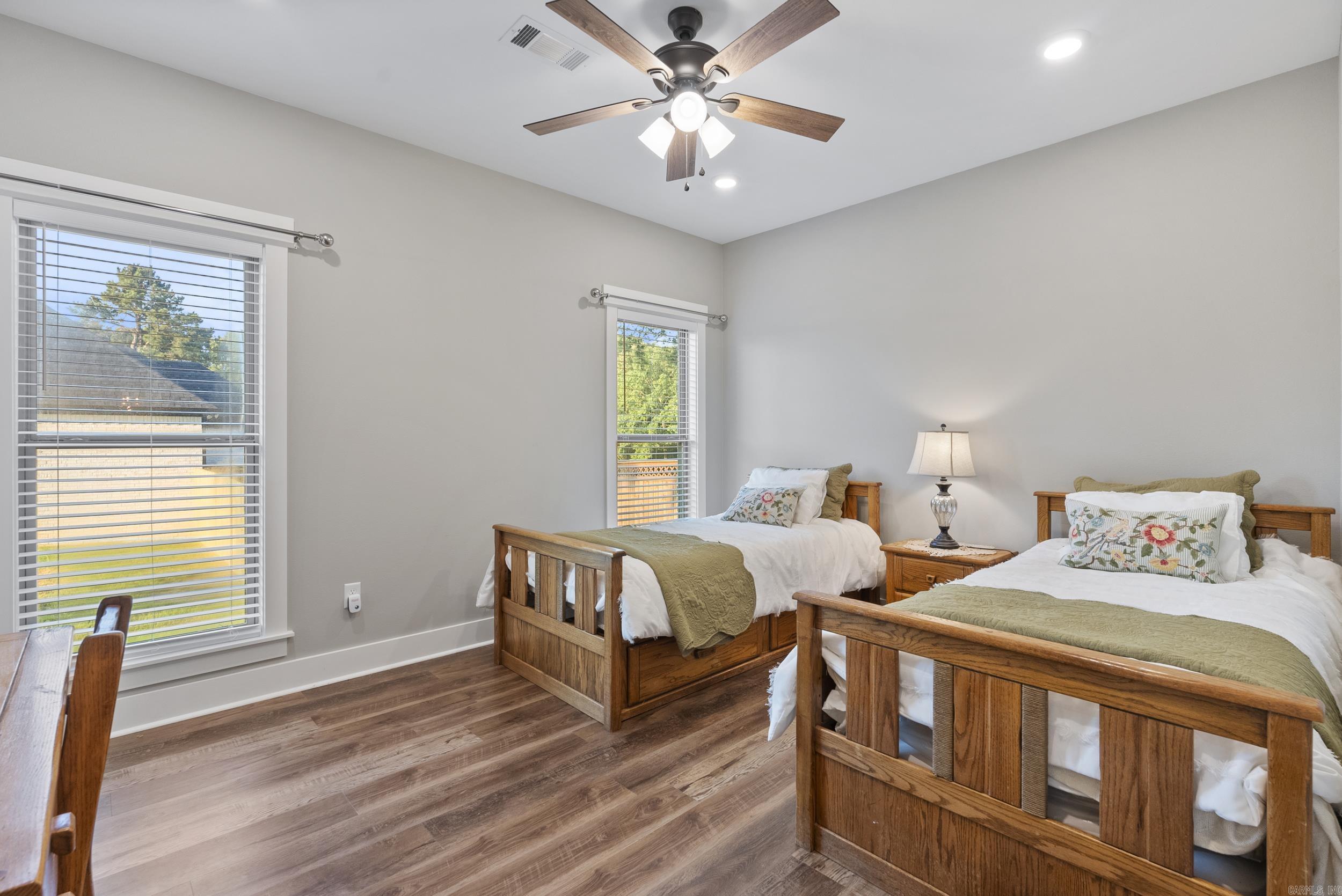 COYOTE RIDGE - Residential