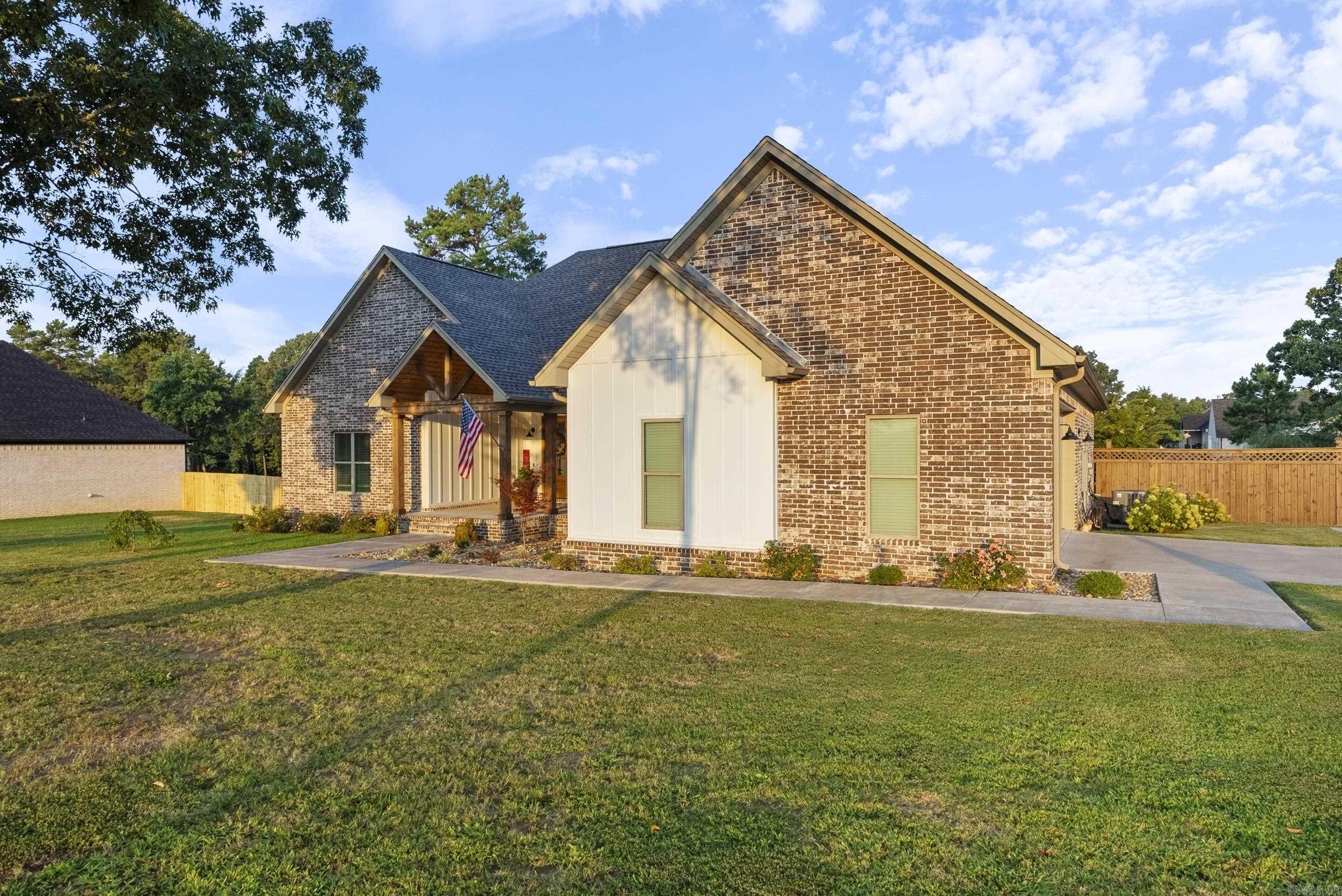 COYOTE RIDGE - Residential