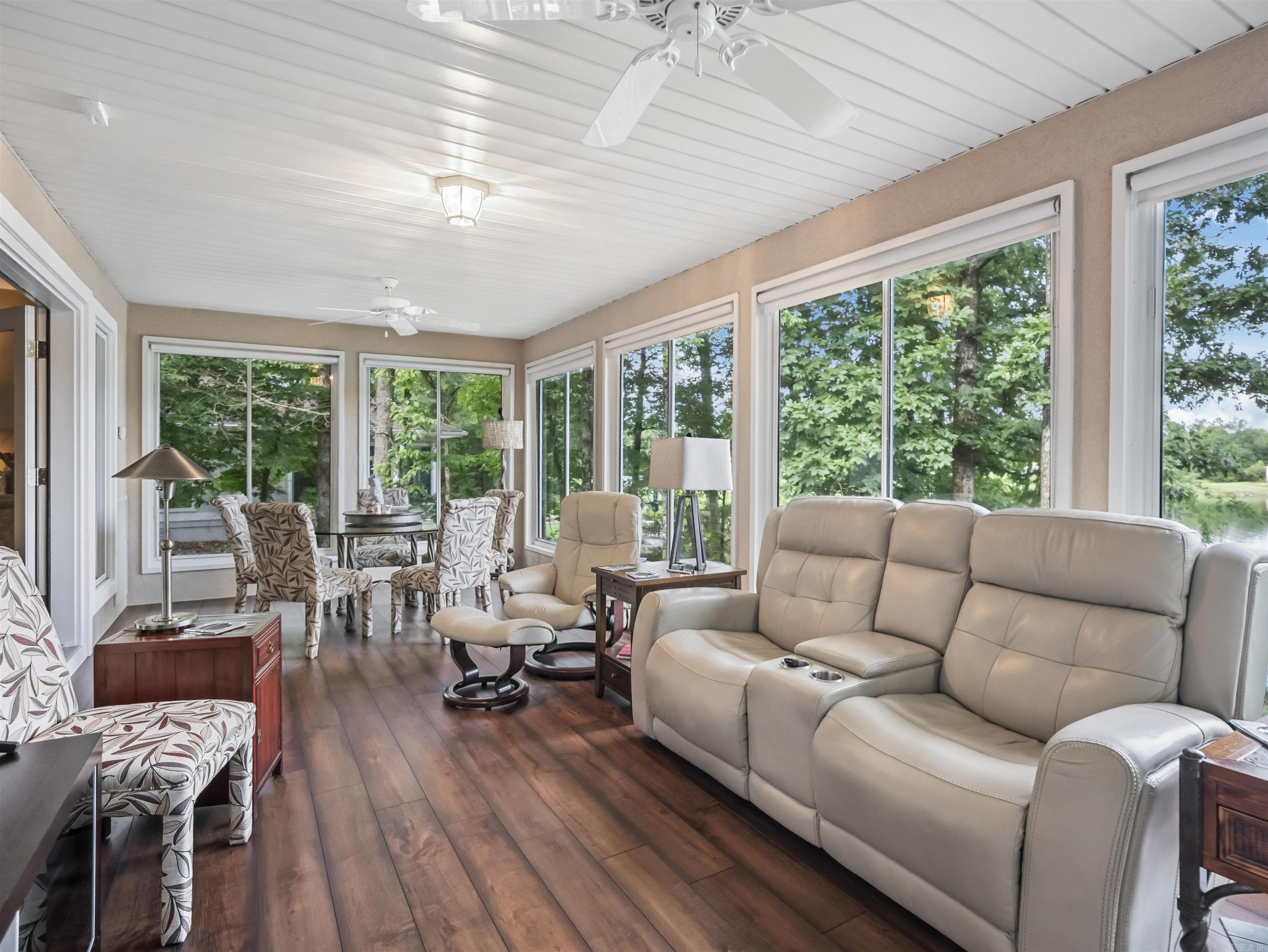 DIAMANTE VILLAS - Residential