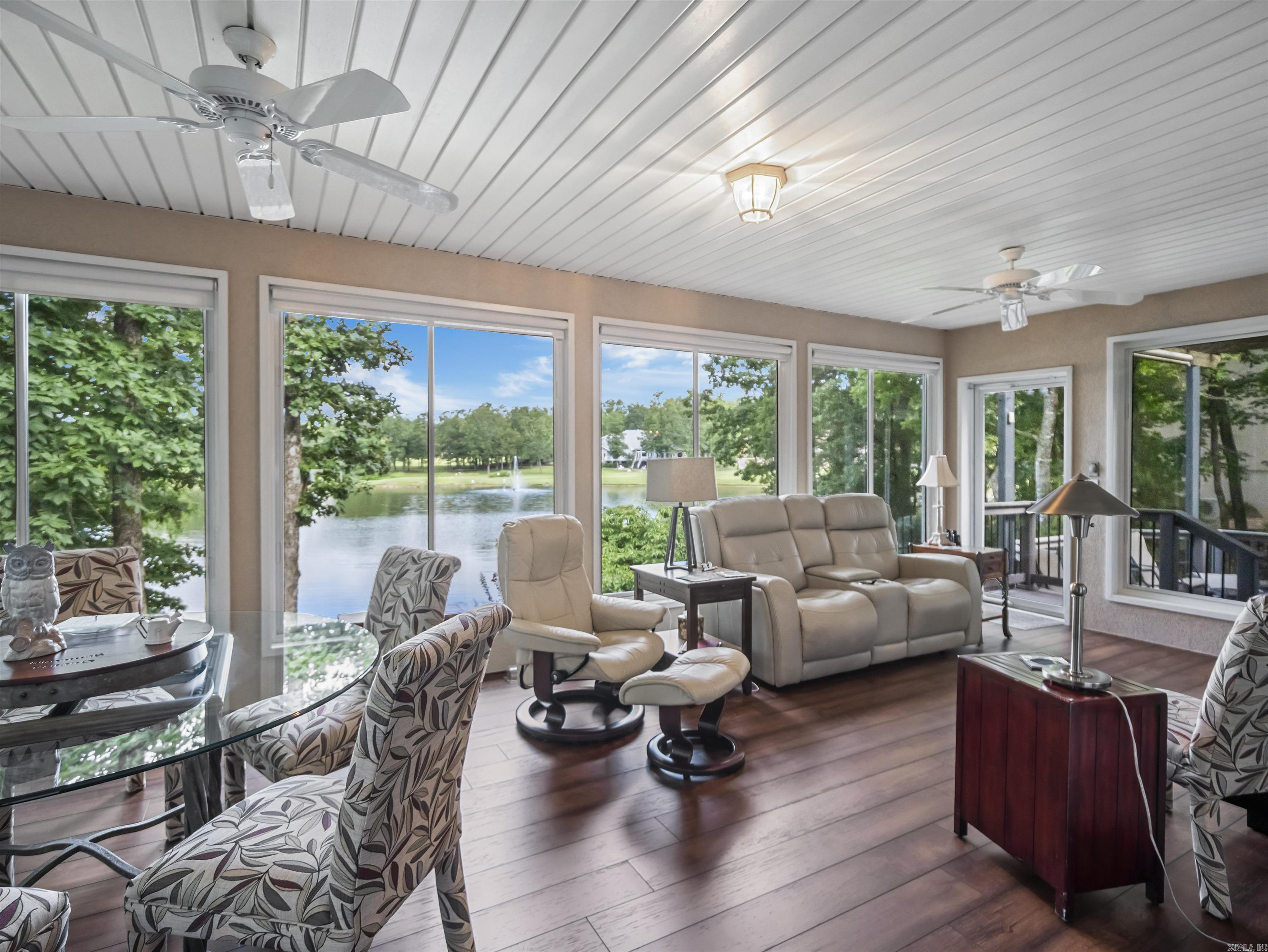 DIAMANTE VILLAS - Residential