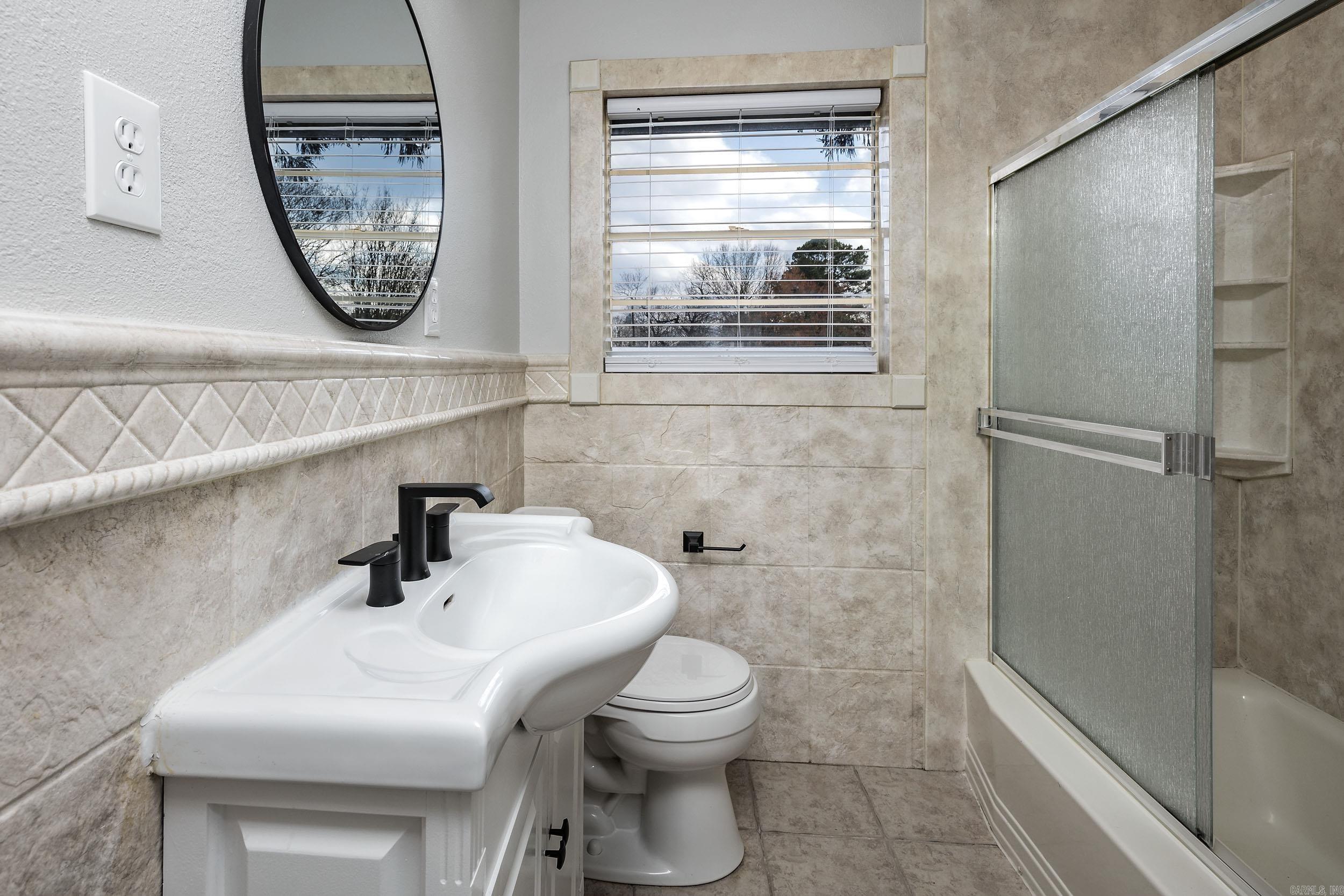 MARSHALL ROAD - Residential