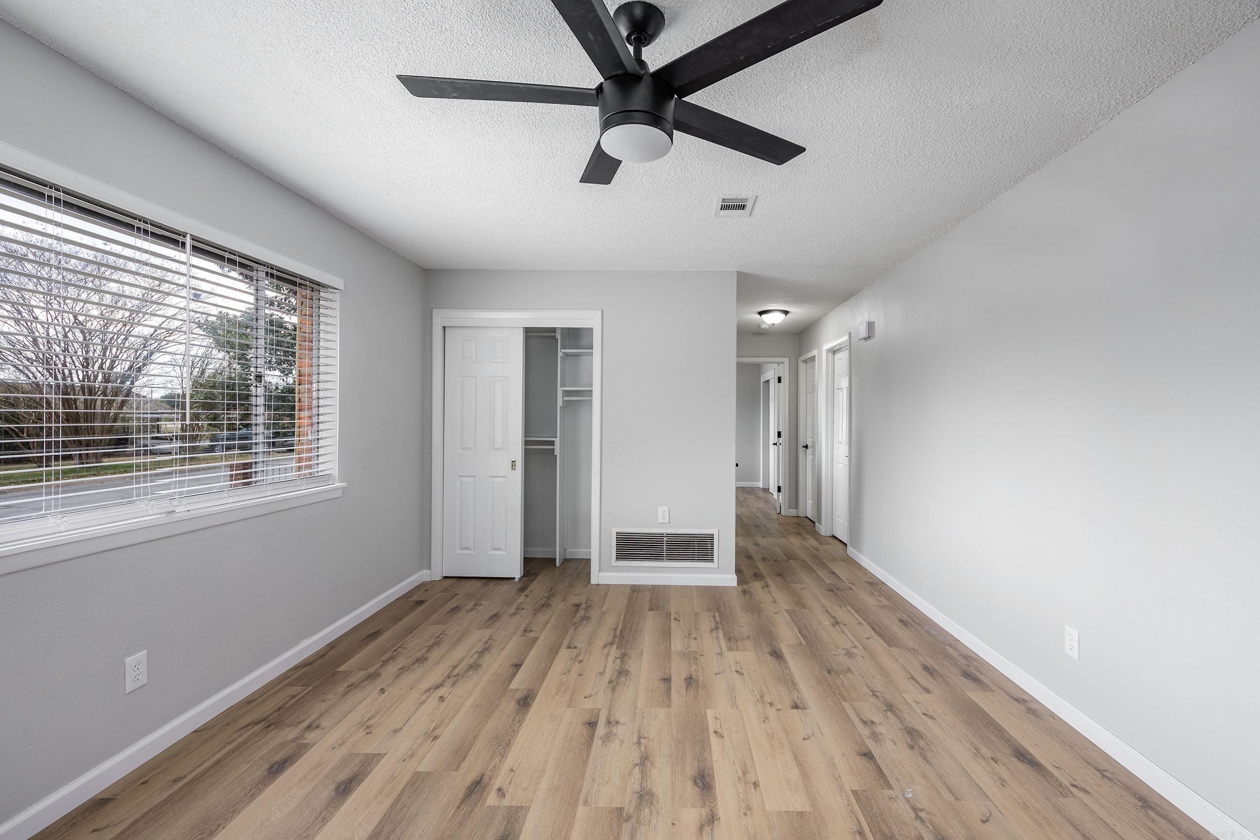 MARSHALL ROAD - Residential