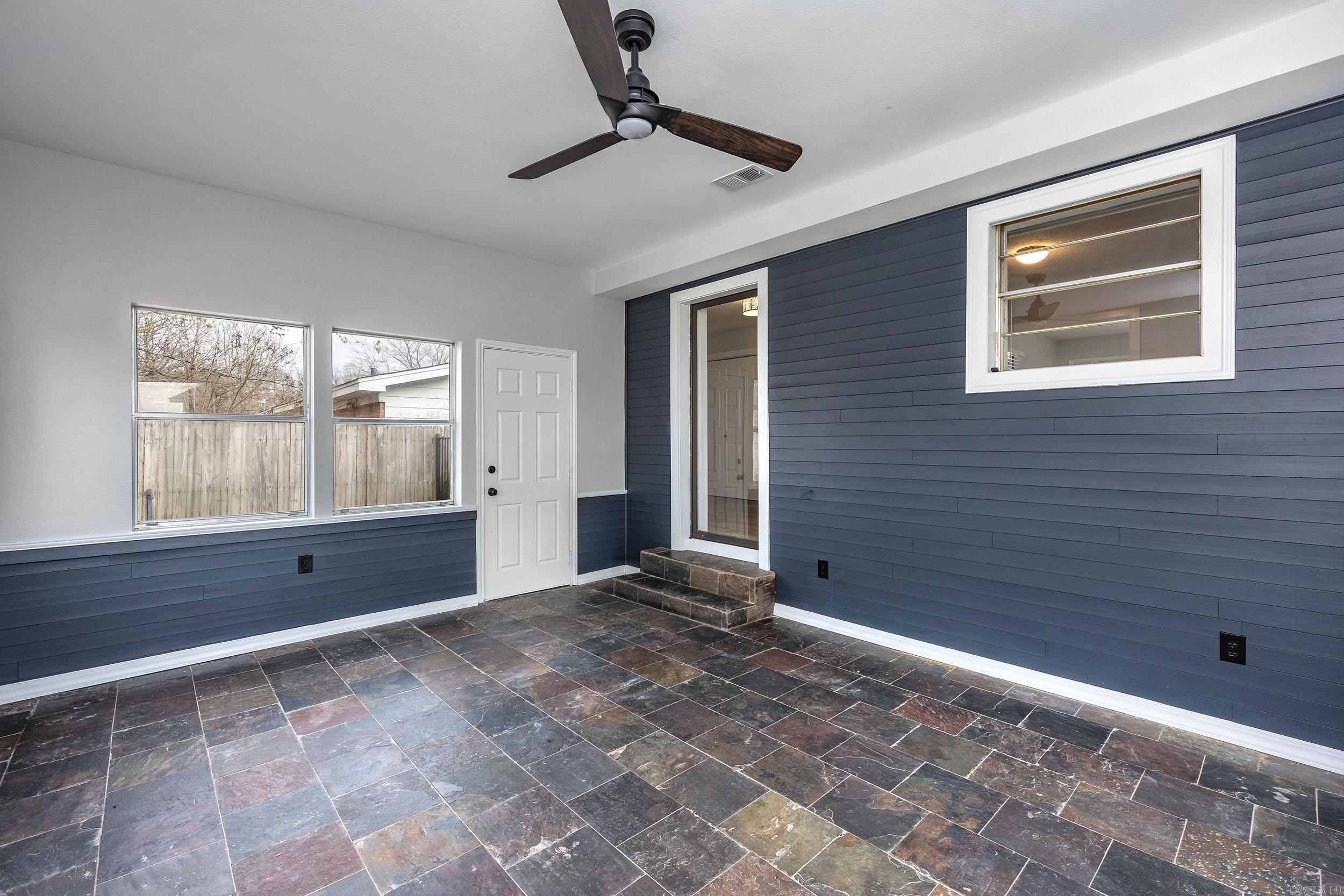 MARSHALL ROAD - Residential