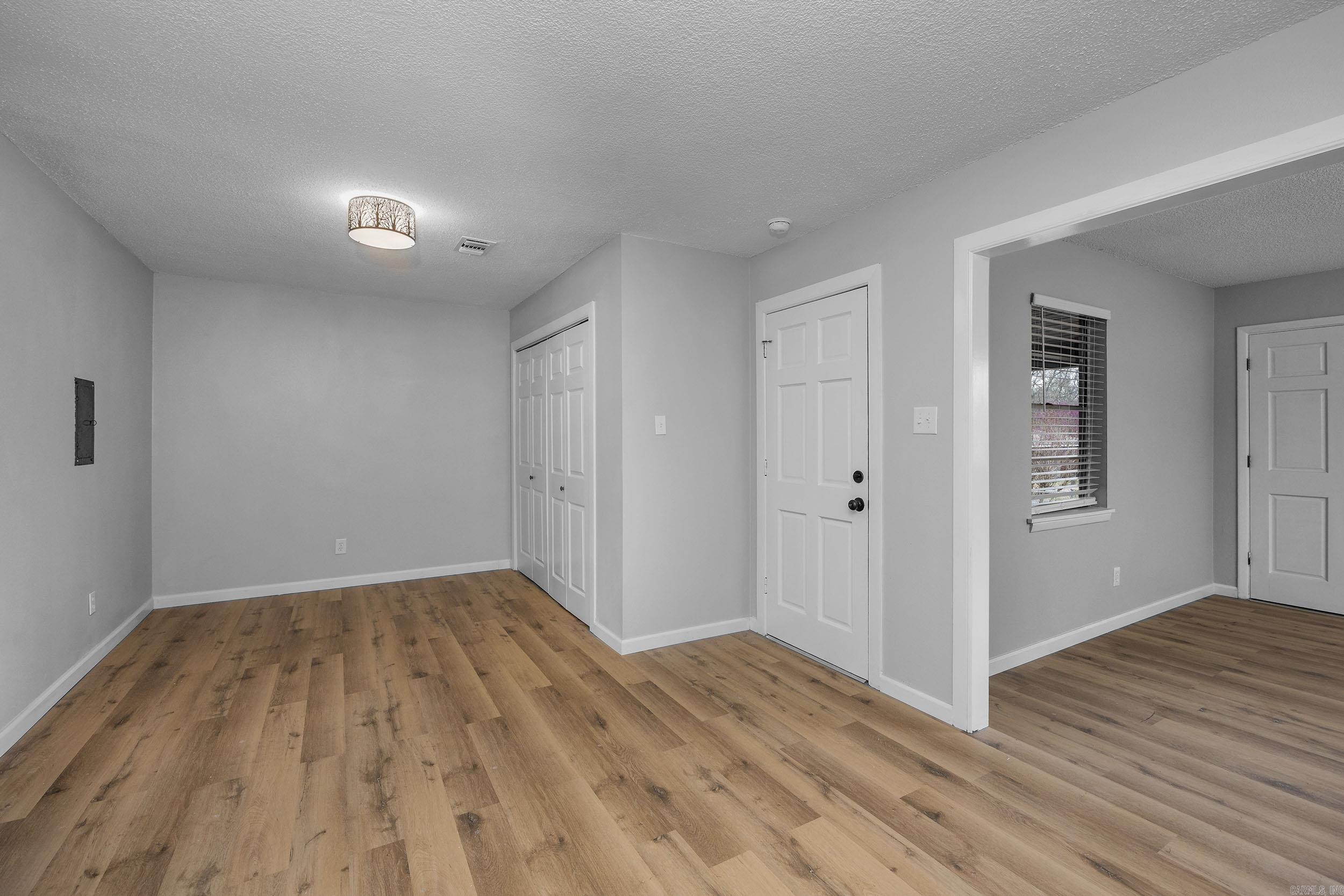 MARSHALL ROAD - Residential