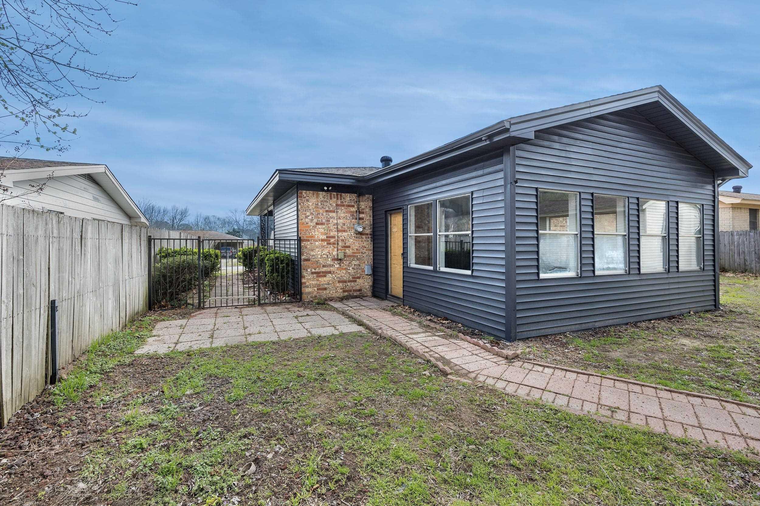 MARSHALL ROAD - Residential