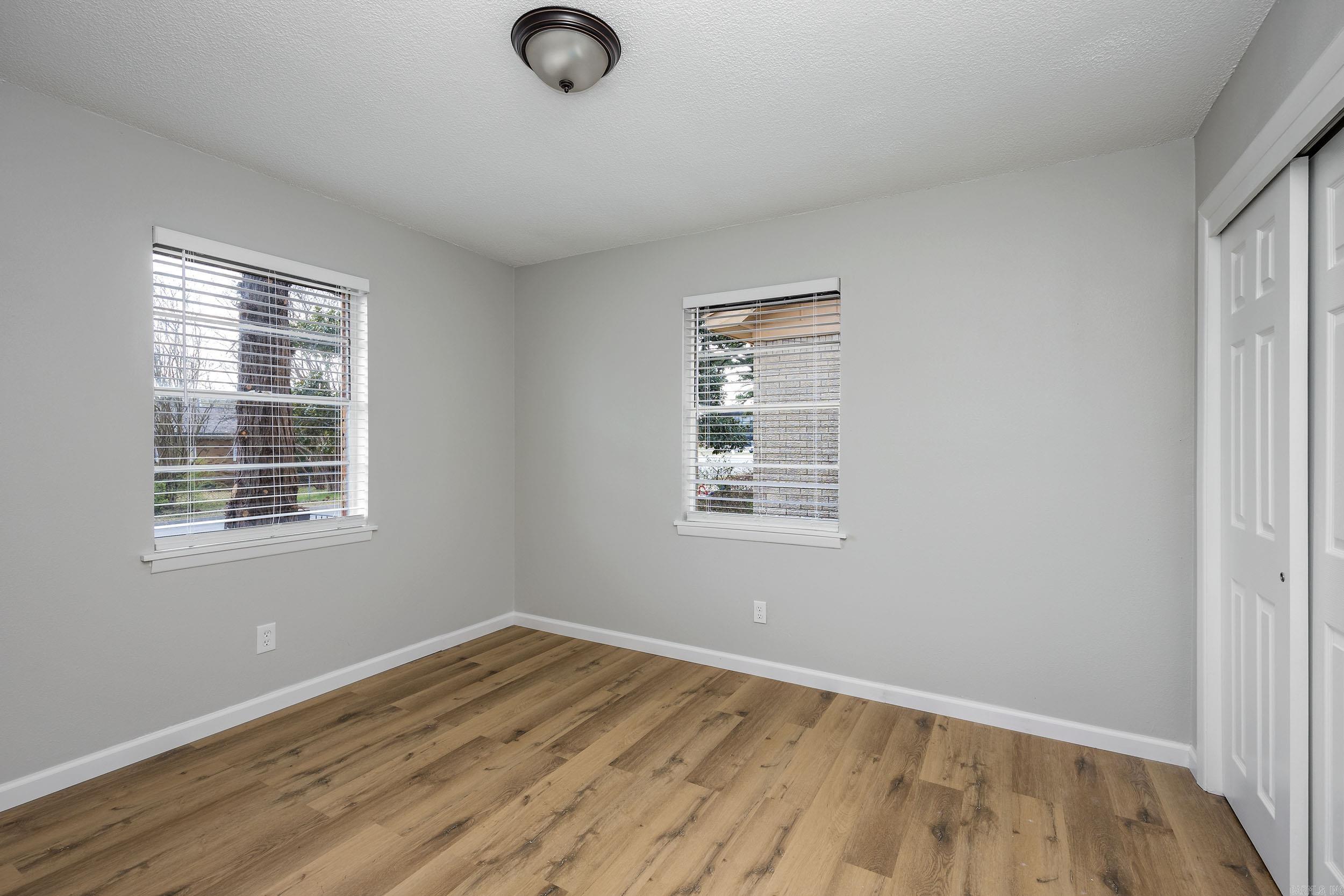 MARSHALL ROAD - Residential