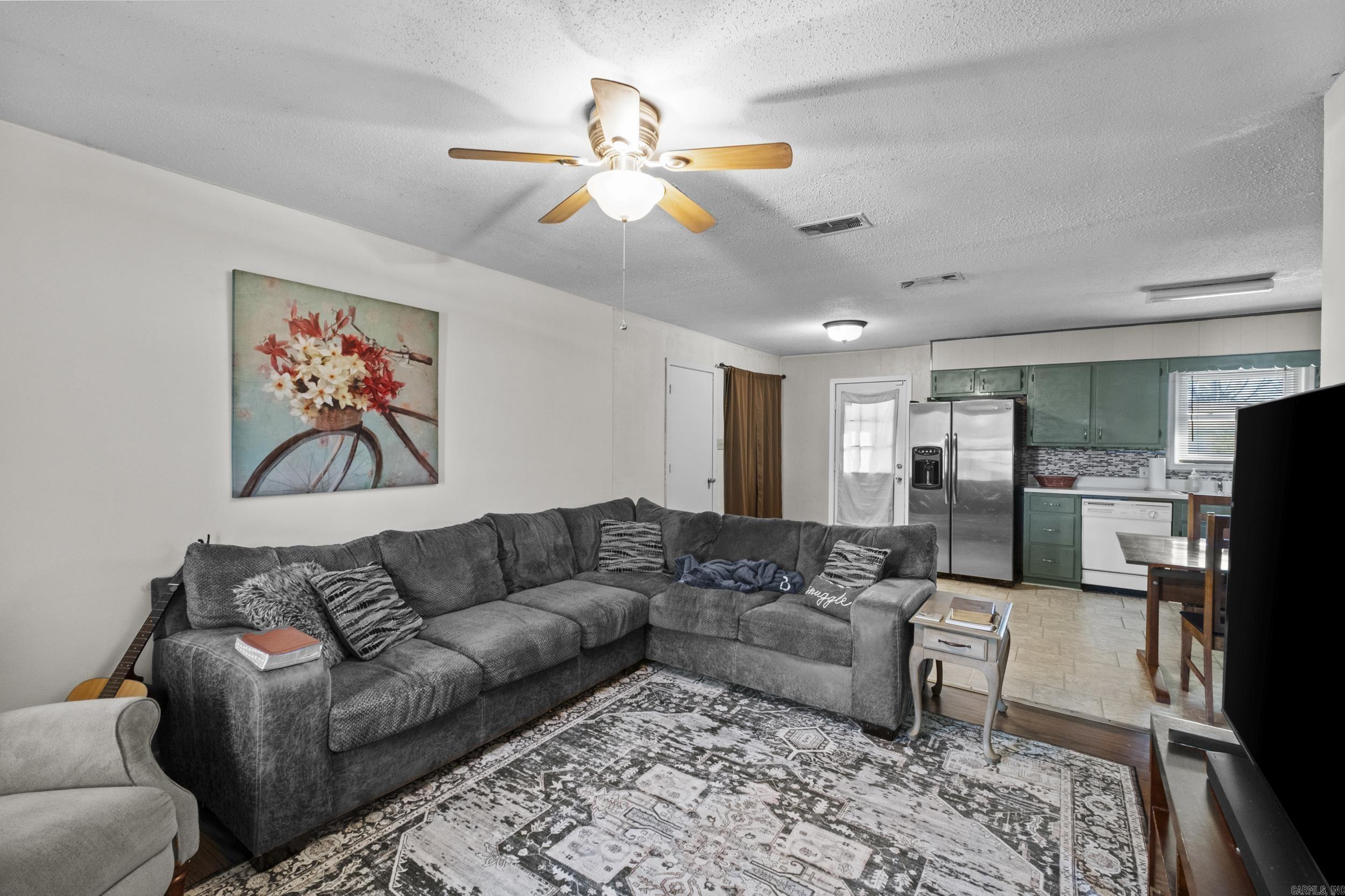 KELLOGG LAKE EST - Residential