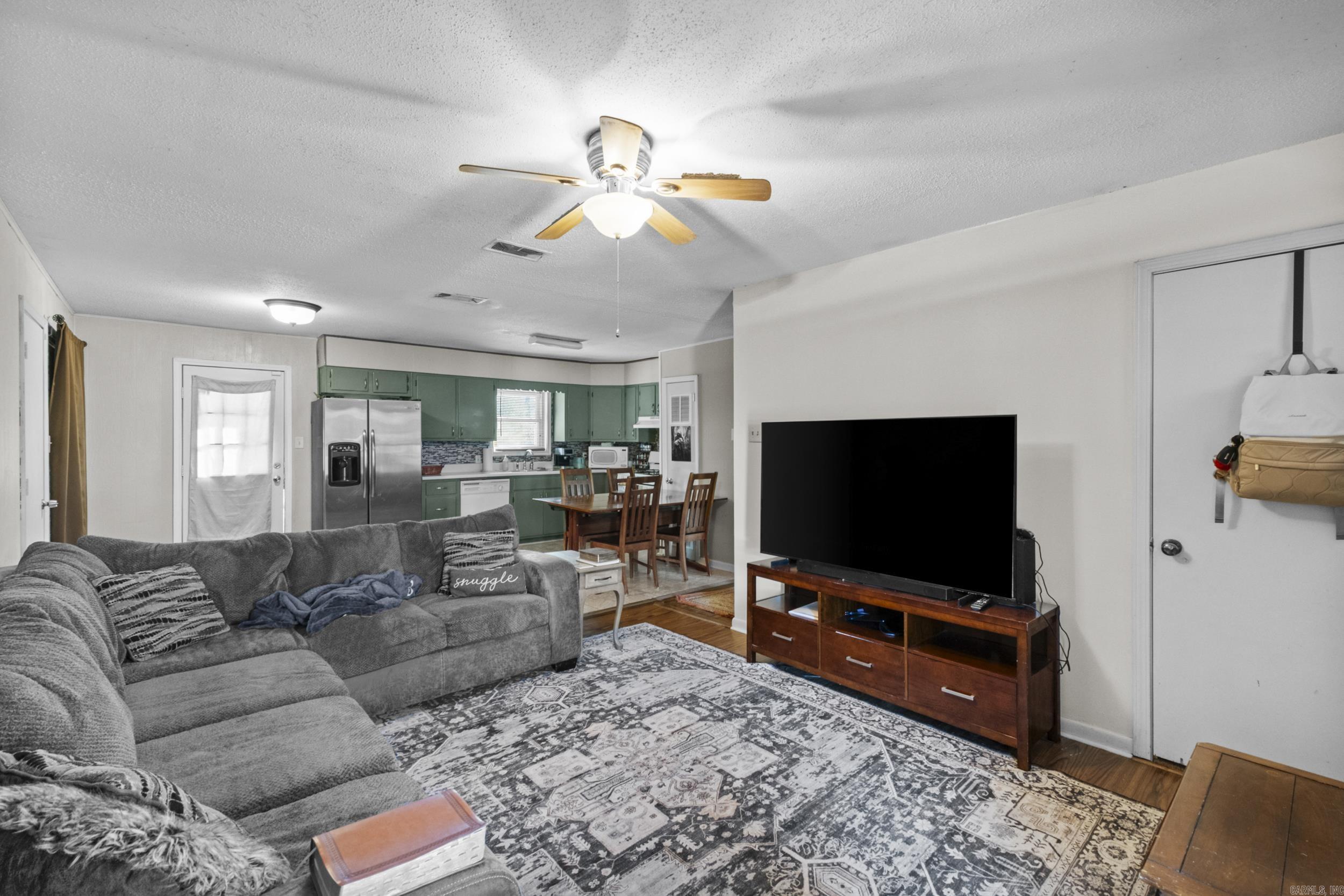 KELLOGG LAKE EST - Residential