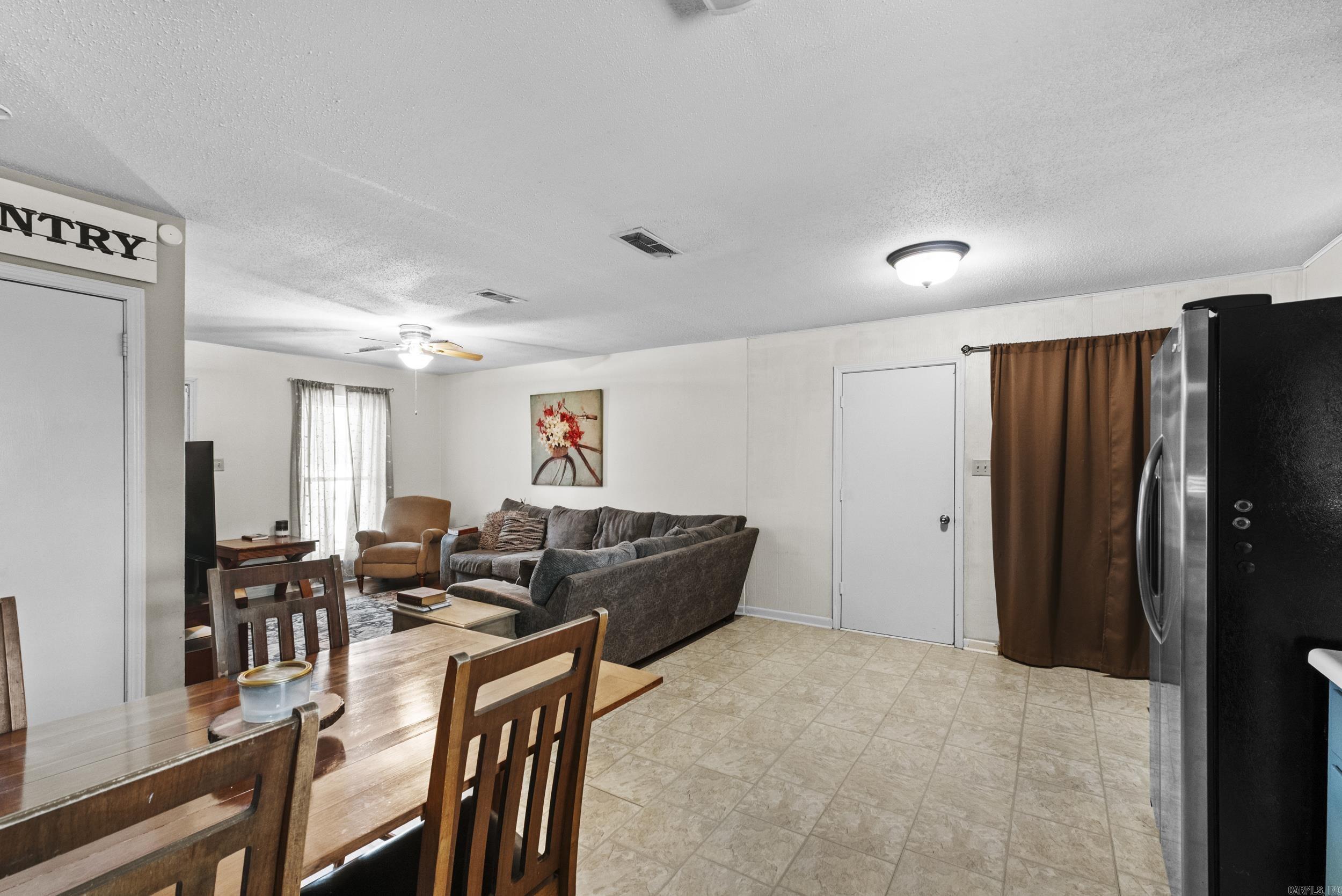 KELLOGG LAKE EST - Residential