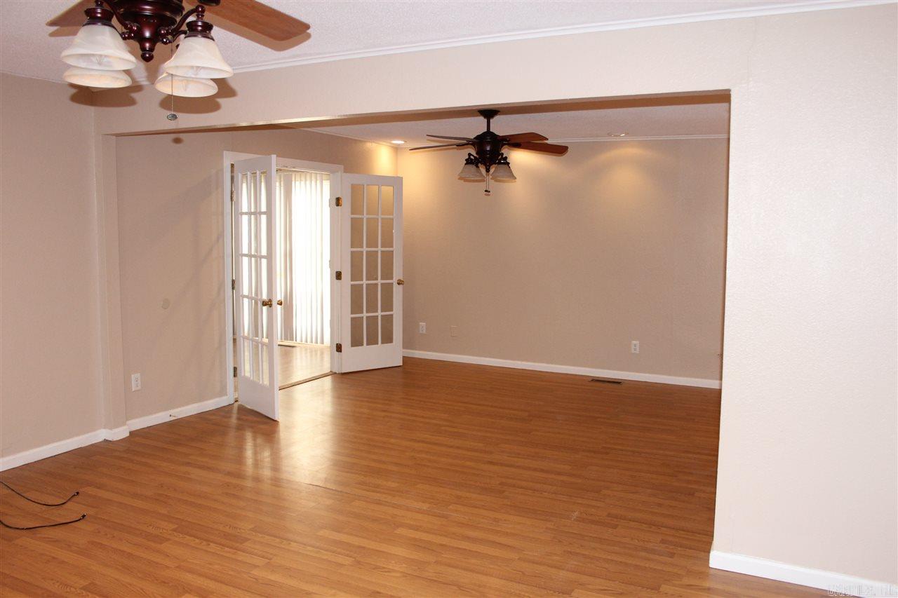 Leesel Estates - Residential Lease