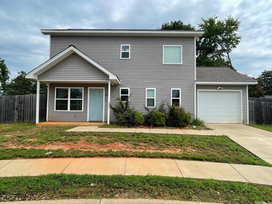 This 3 Bed And 2.5 Bath Home Features A Fenced In Backyard And One Car Garage. The Kitchen Features An Electric Range, Dishwasher And Disposal.