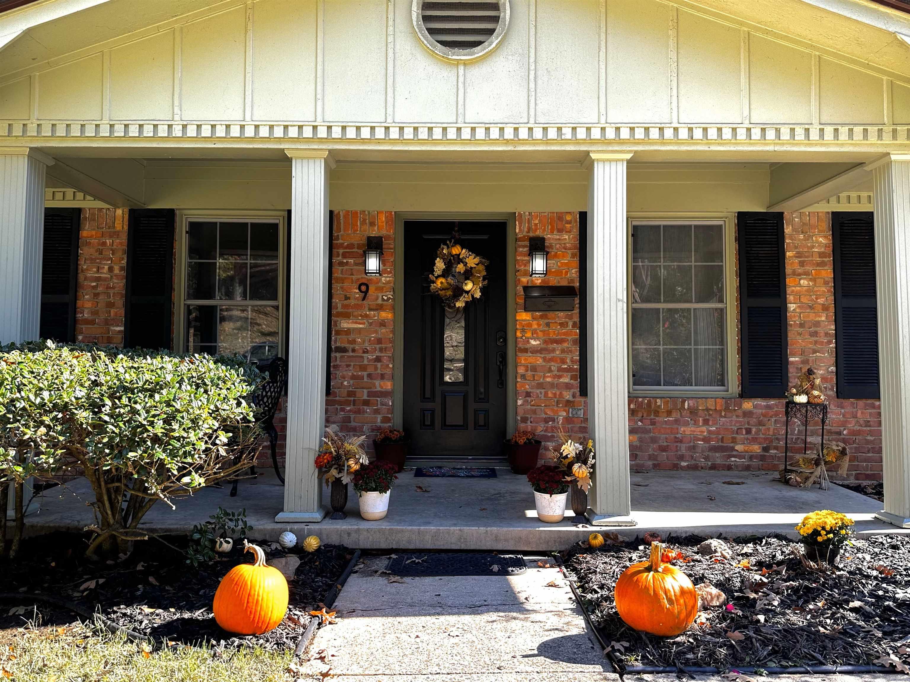 Leawood Manor 1st - Residential