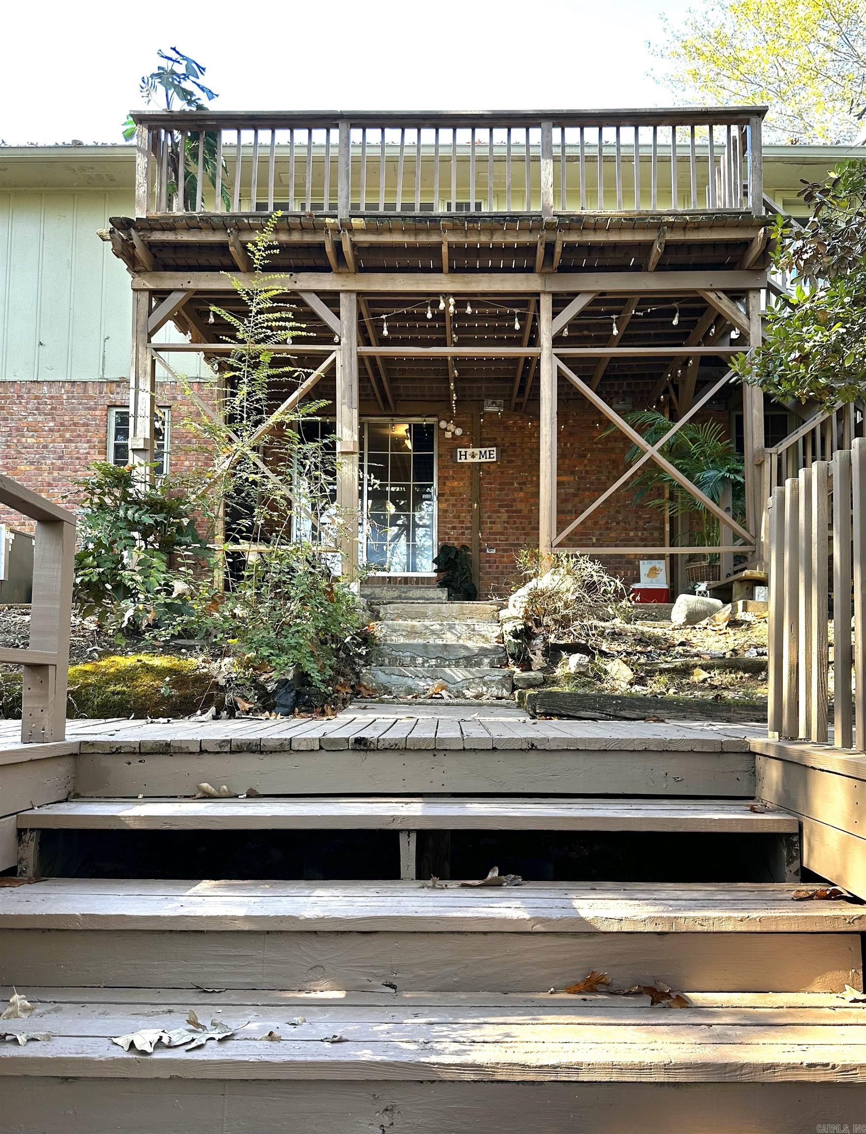 Leawood Manor 1st - Residential