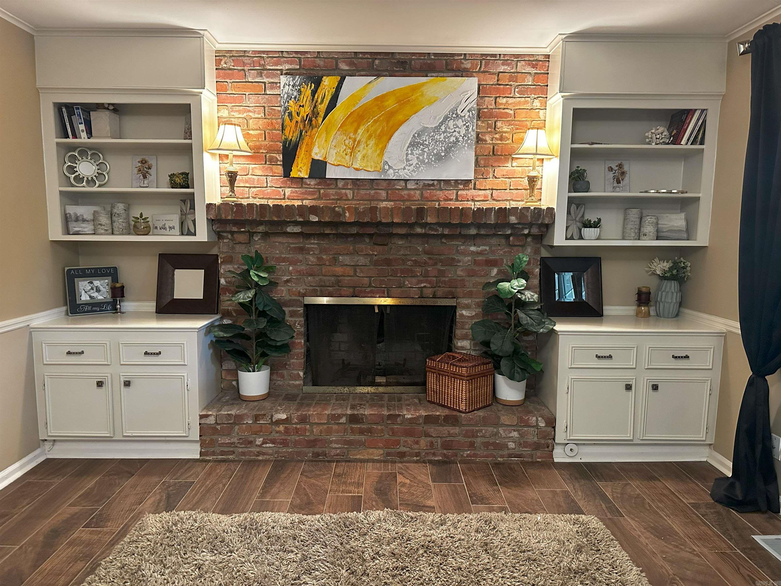 Leawood Manor 1st - Residential