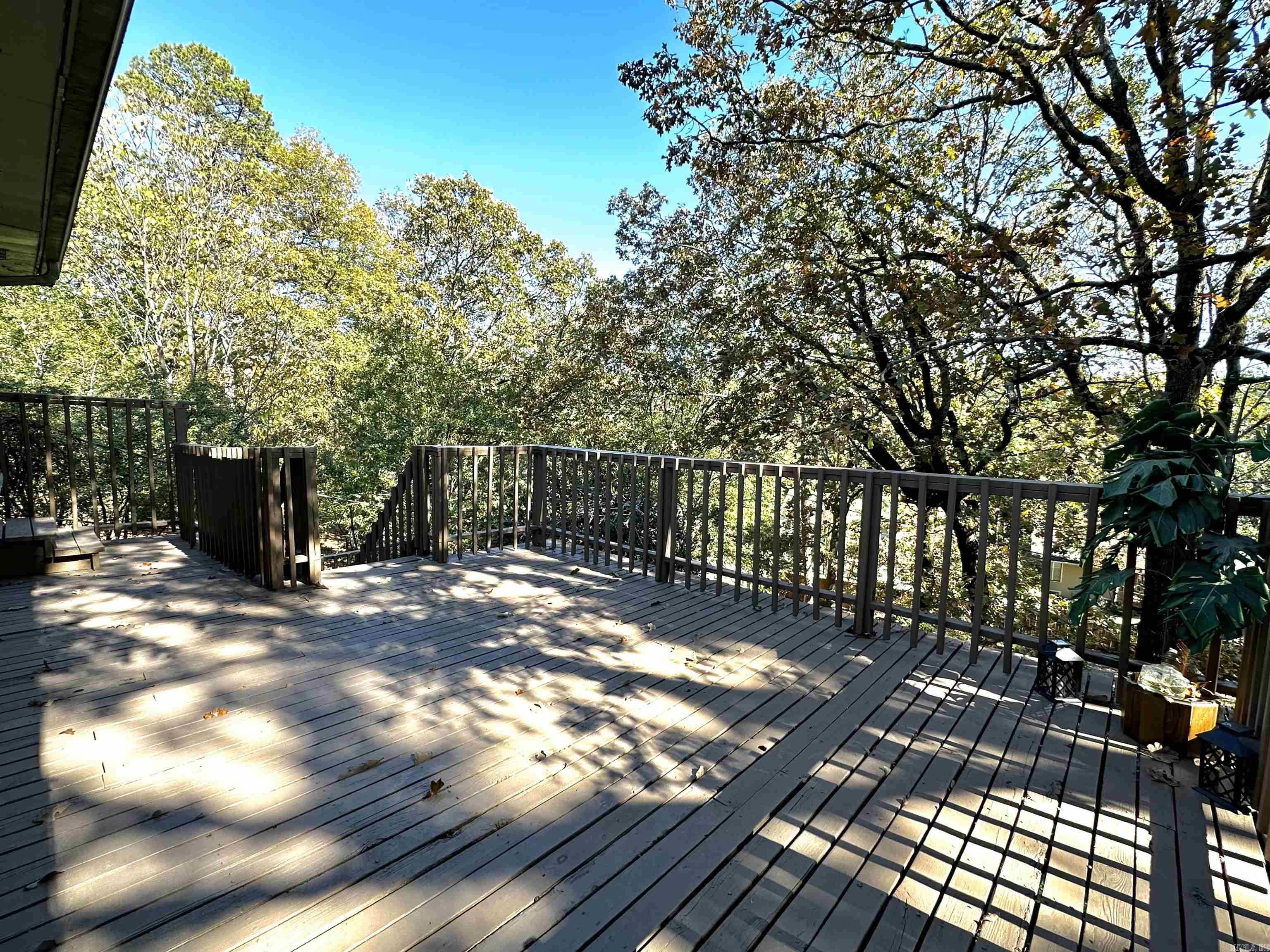 Leawood Manor 1st - Residential