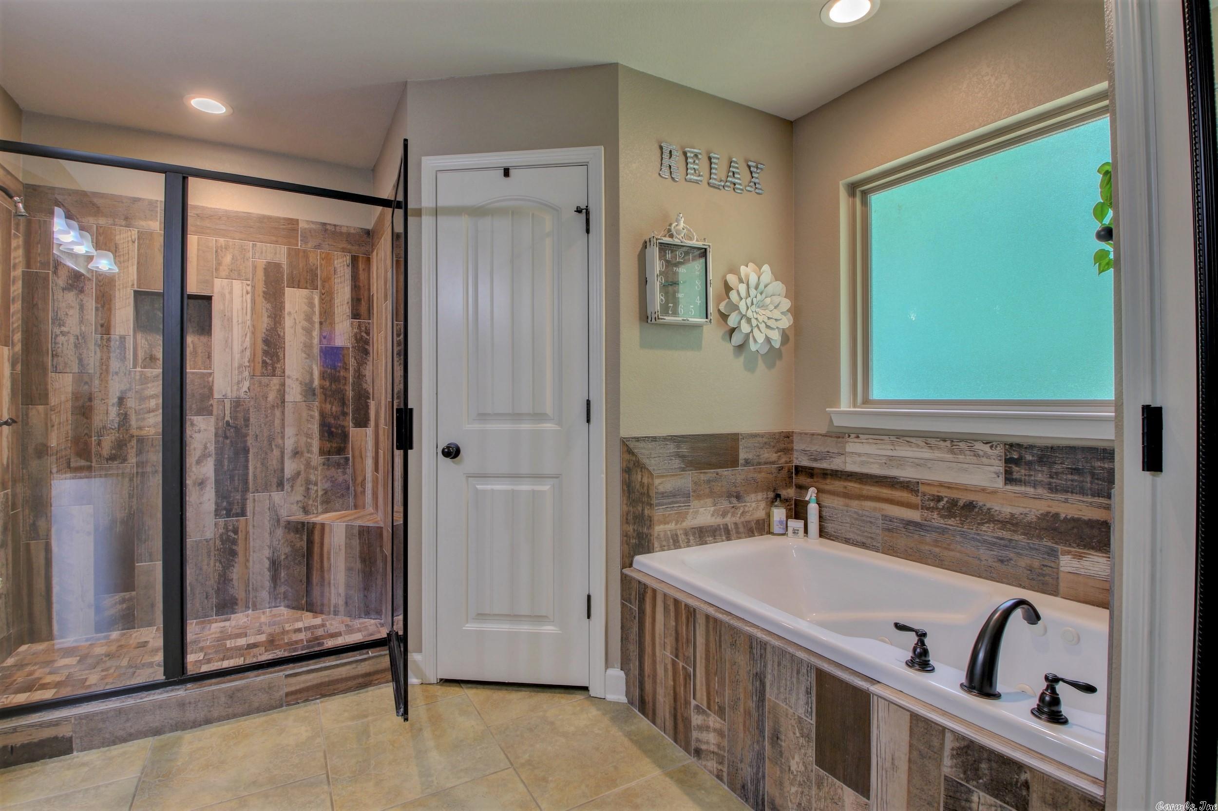 MAGNOLIA ESTATES - Residential