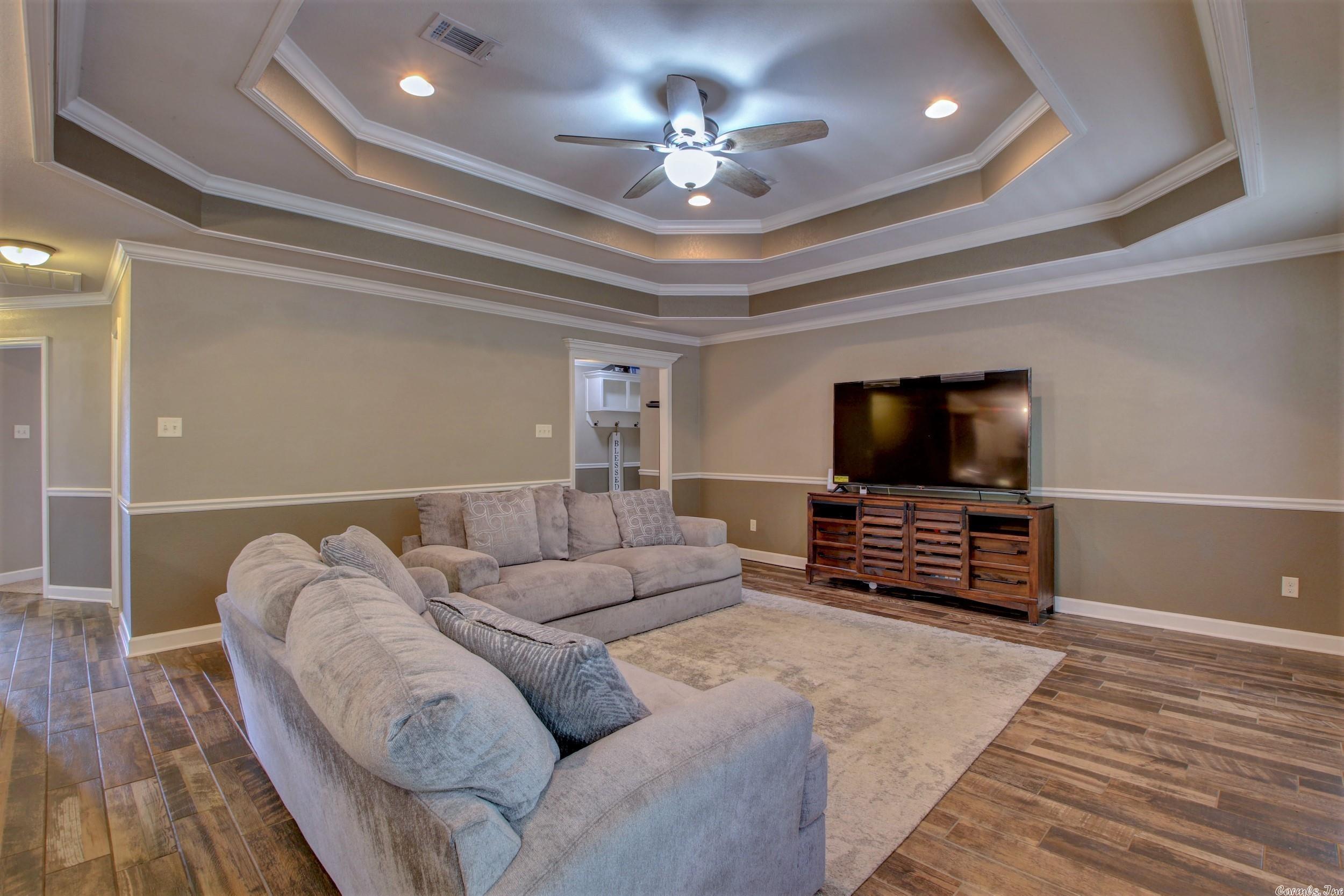 MAGNOLIA ESTATES - Residential