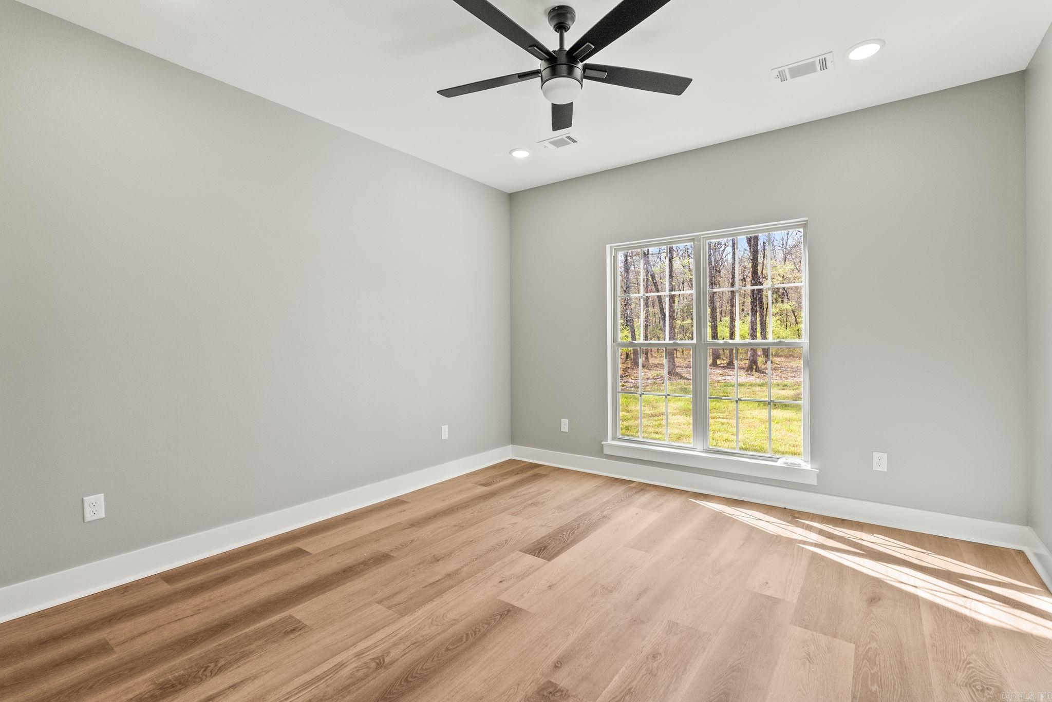 CARDINAL VALLEY - Residential