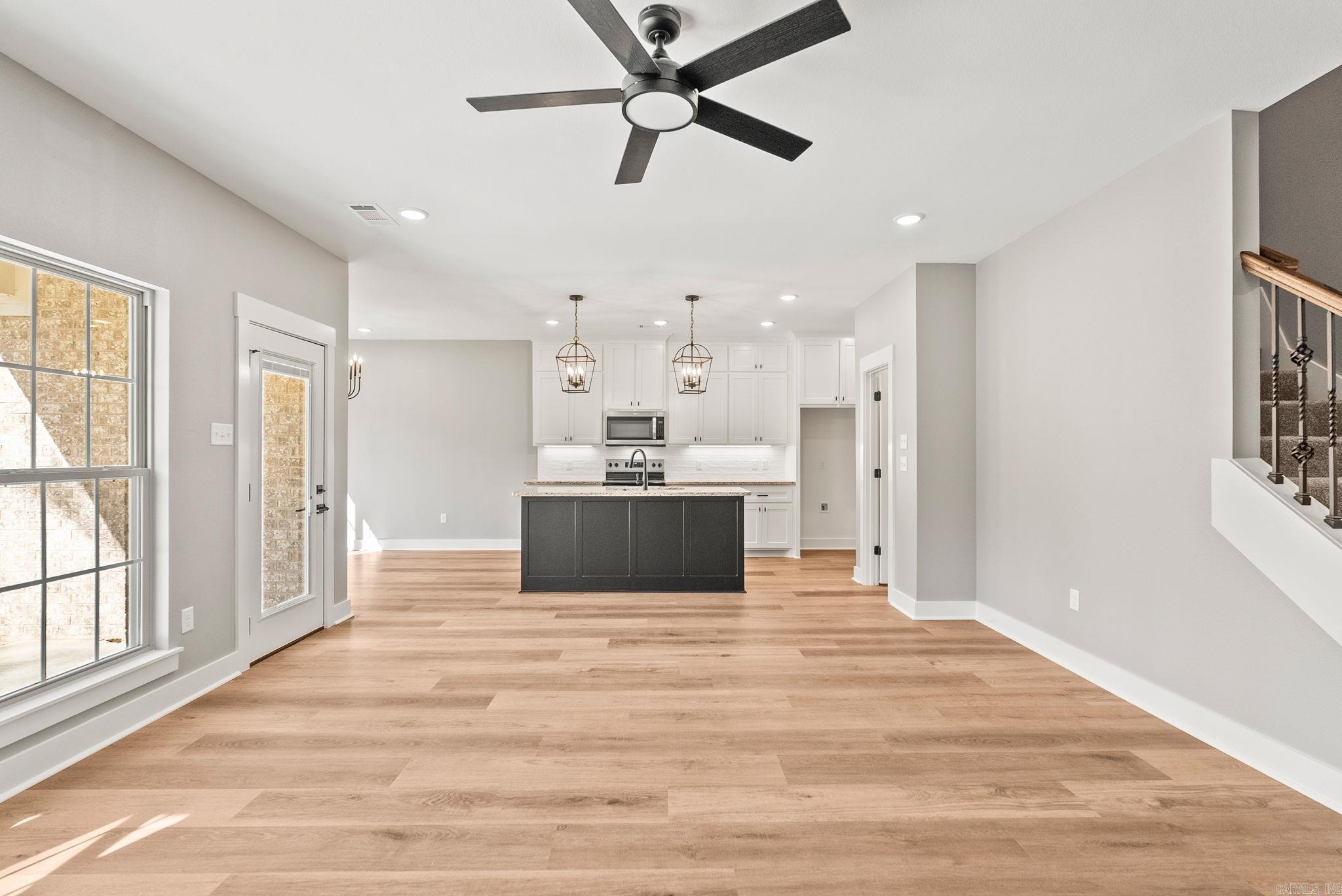 CARDINAL VALLEY - Residential