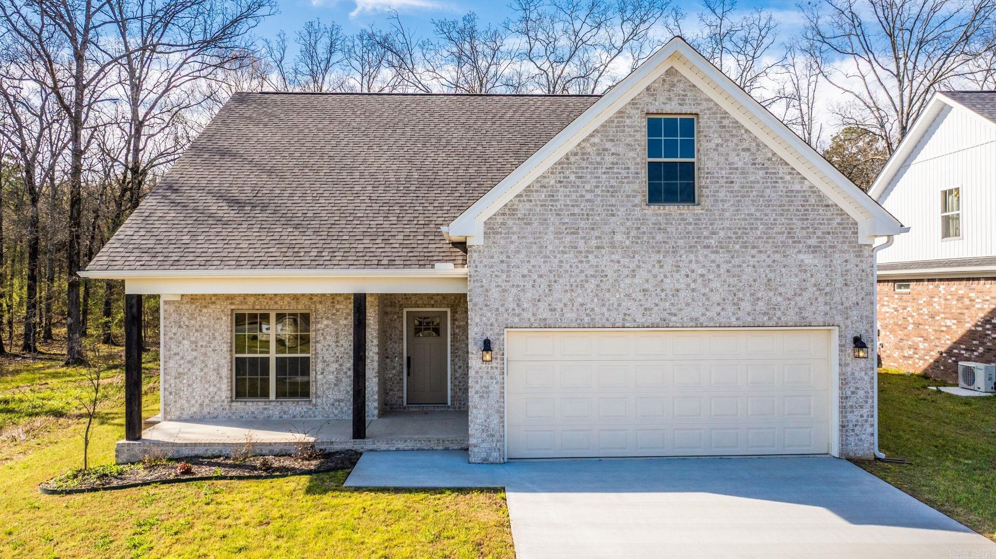 CARDINAL VALLEY - Residential