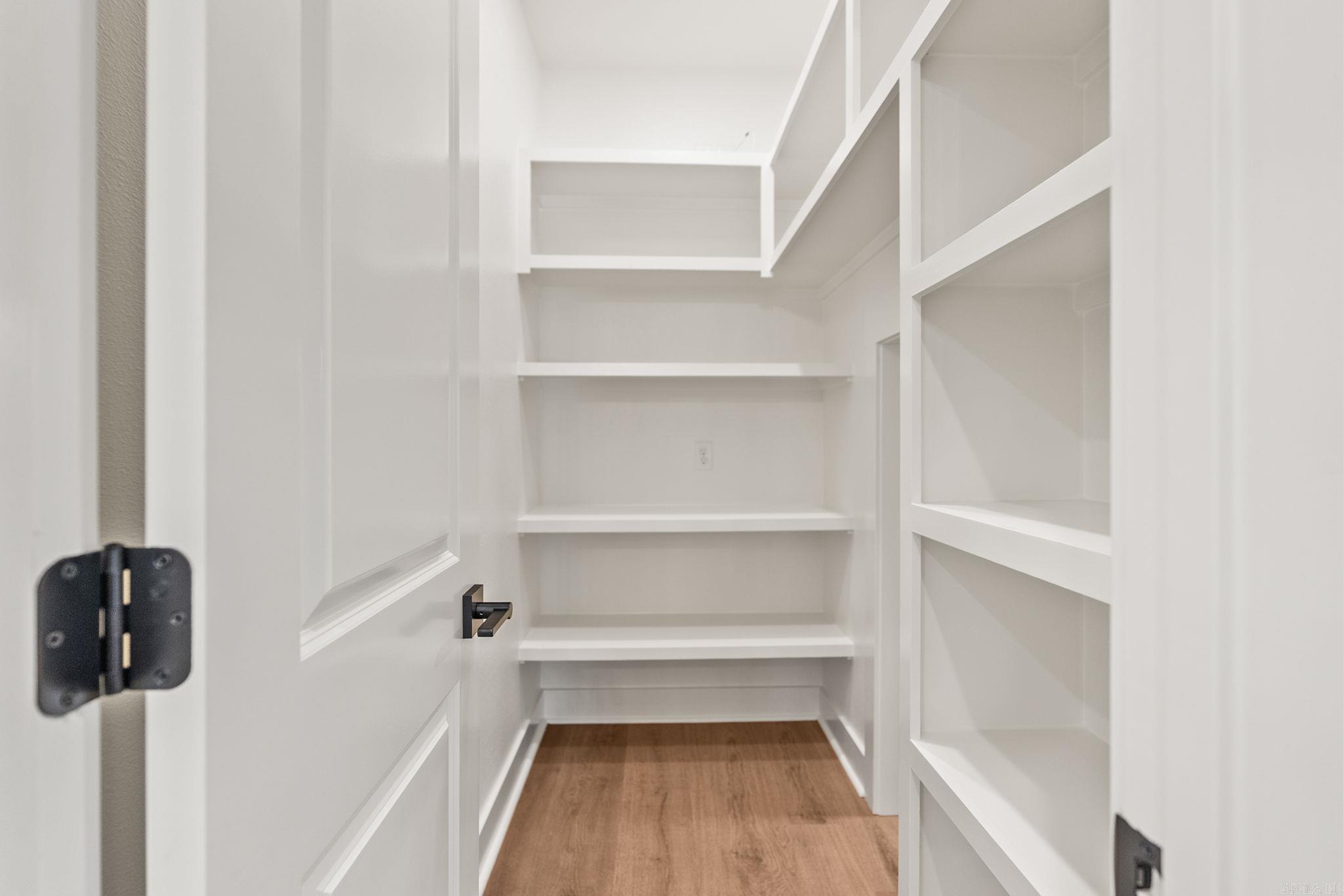 CARDINAL VALLEY - Residential