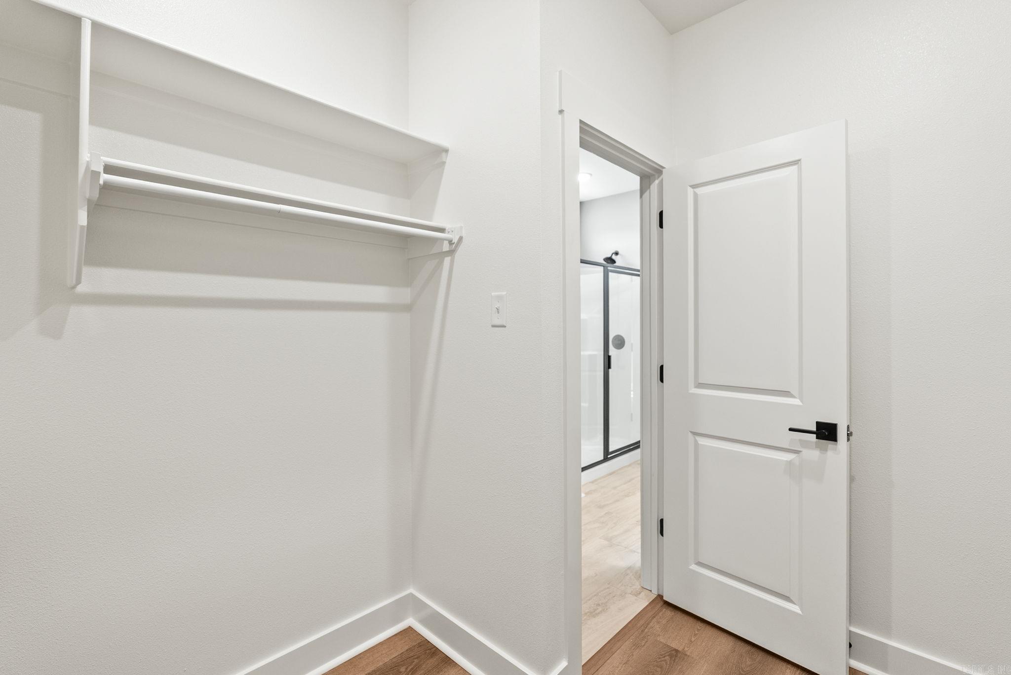 CARDINAL VALLEY - Residential