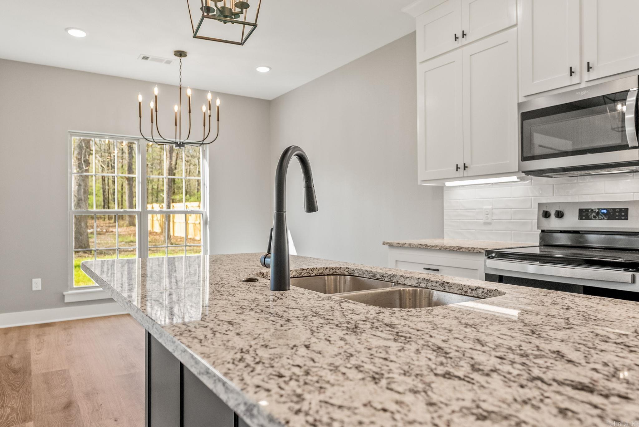 CARDINAL VALLEY - Residential