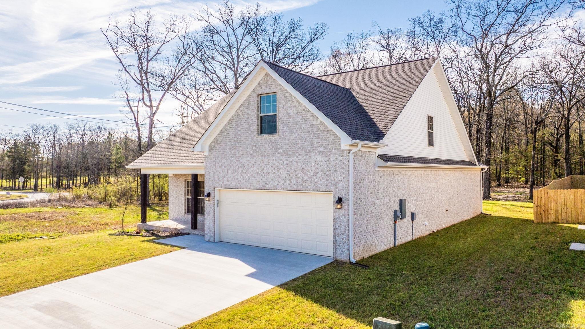 CARDINAL VALLEY - Residential