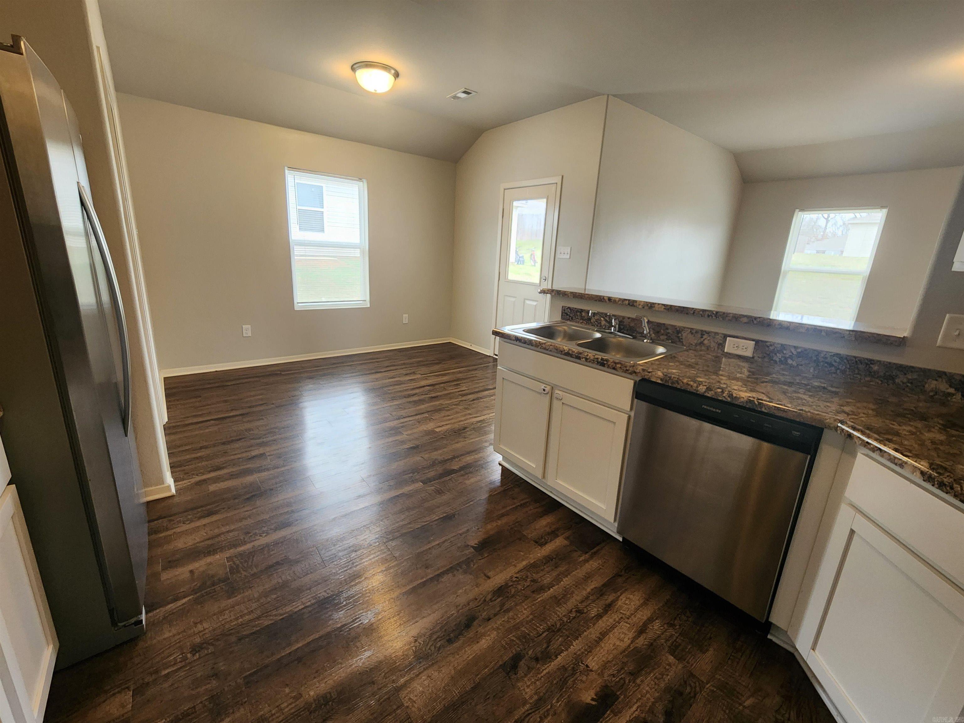 Vivian - Residential Lease