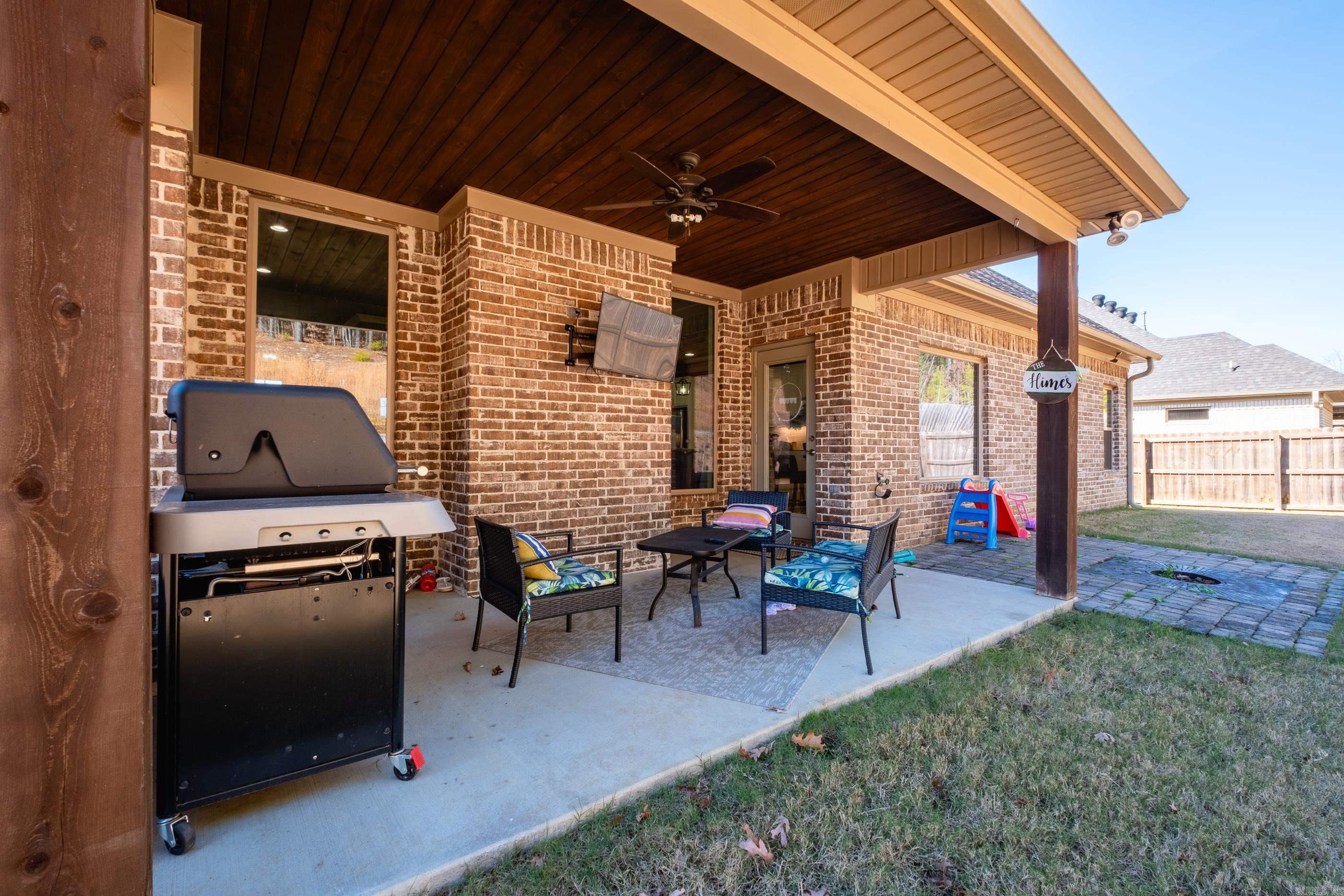 LOCHRIDGE ESTATES - Residential