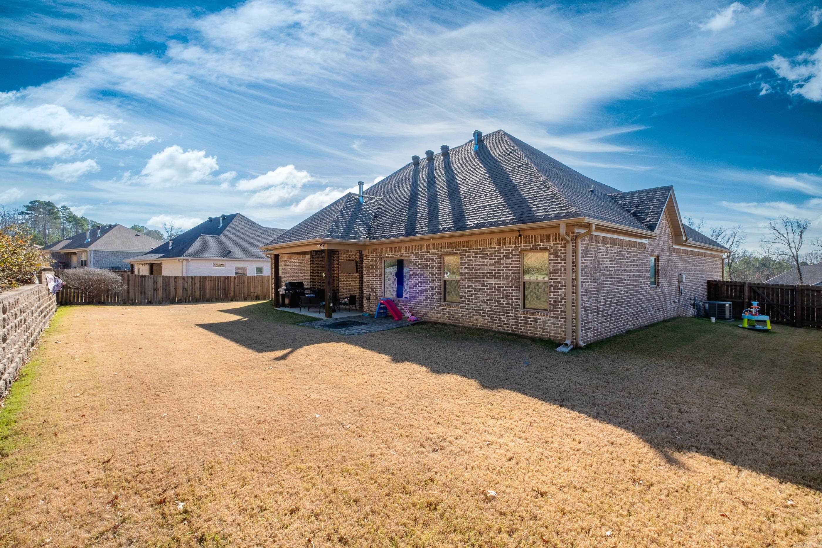 LOCHRIDGE ESTATES - Residential