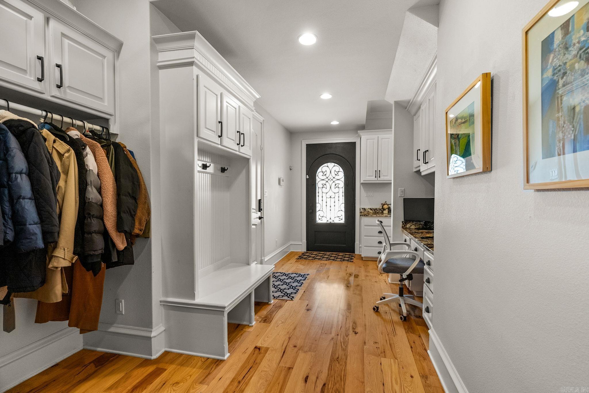 WOODLANDS EDGE - Residential