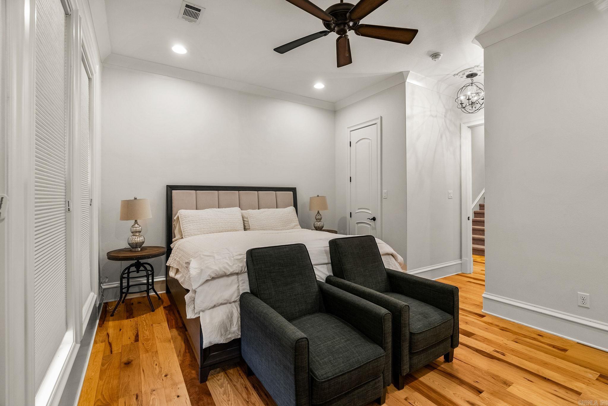 WOODLANDS EDGE - Residential