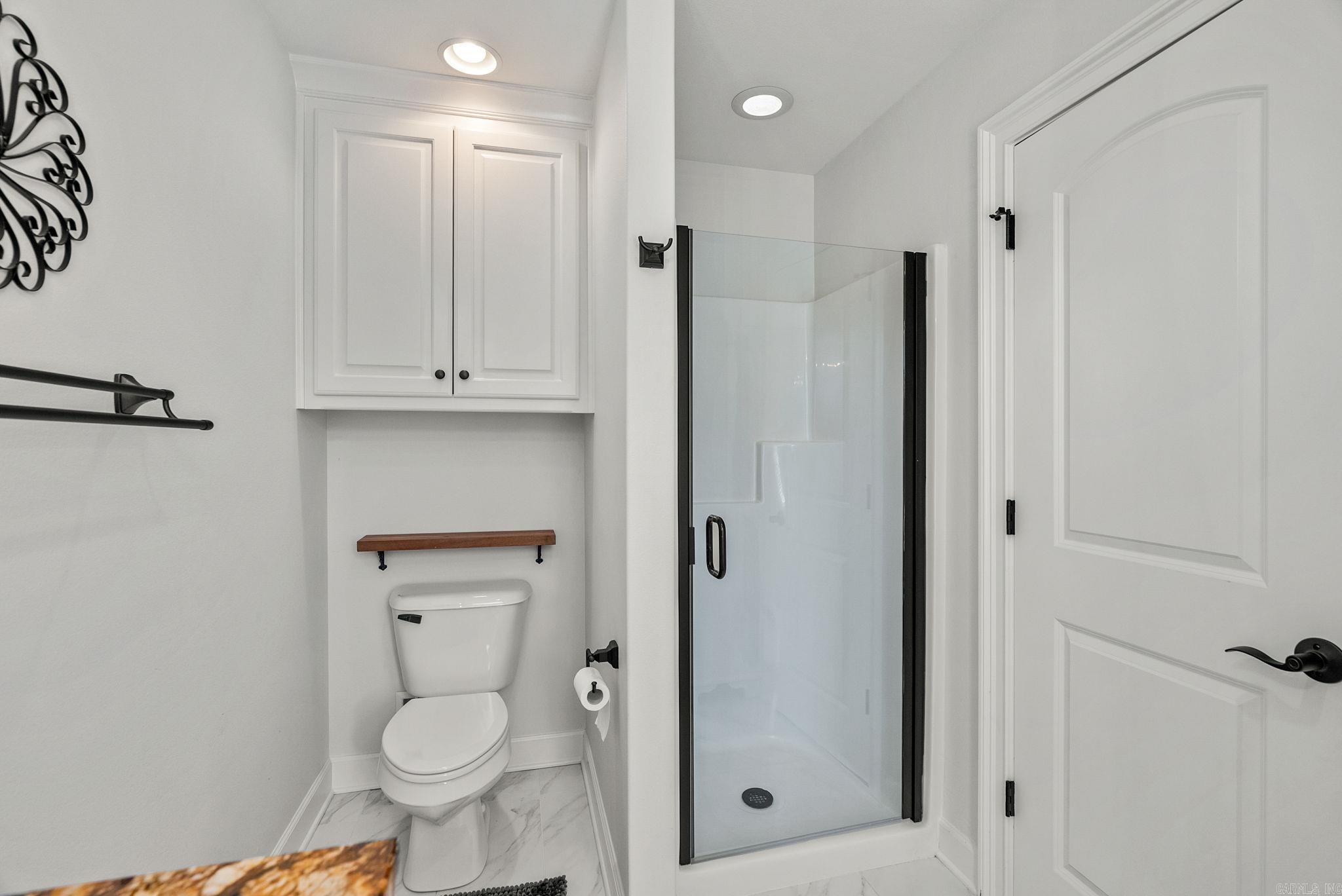 WOODLANDS EDGE - Residential