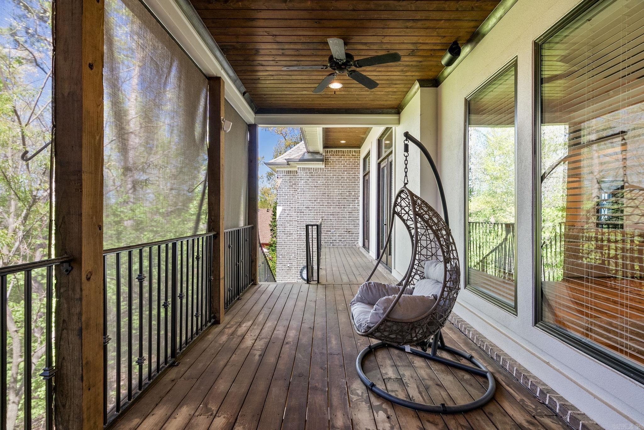 WOODLANDS EDGE - Residential