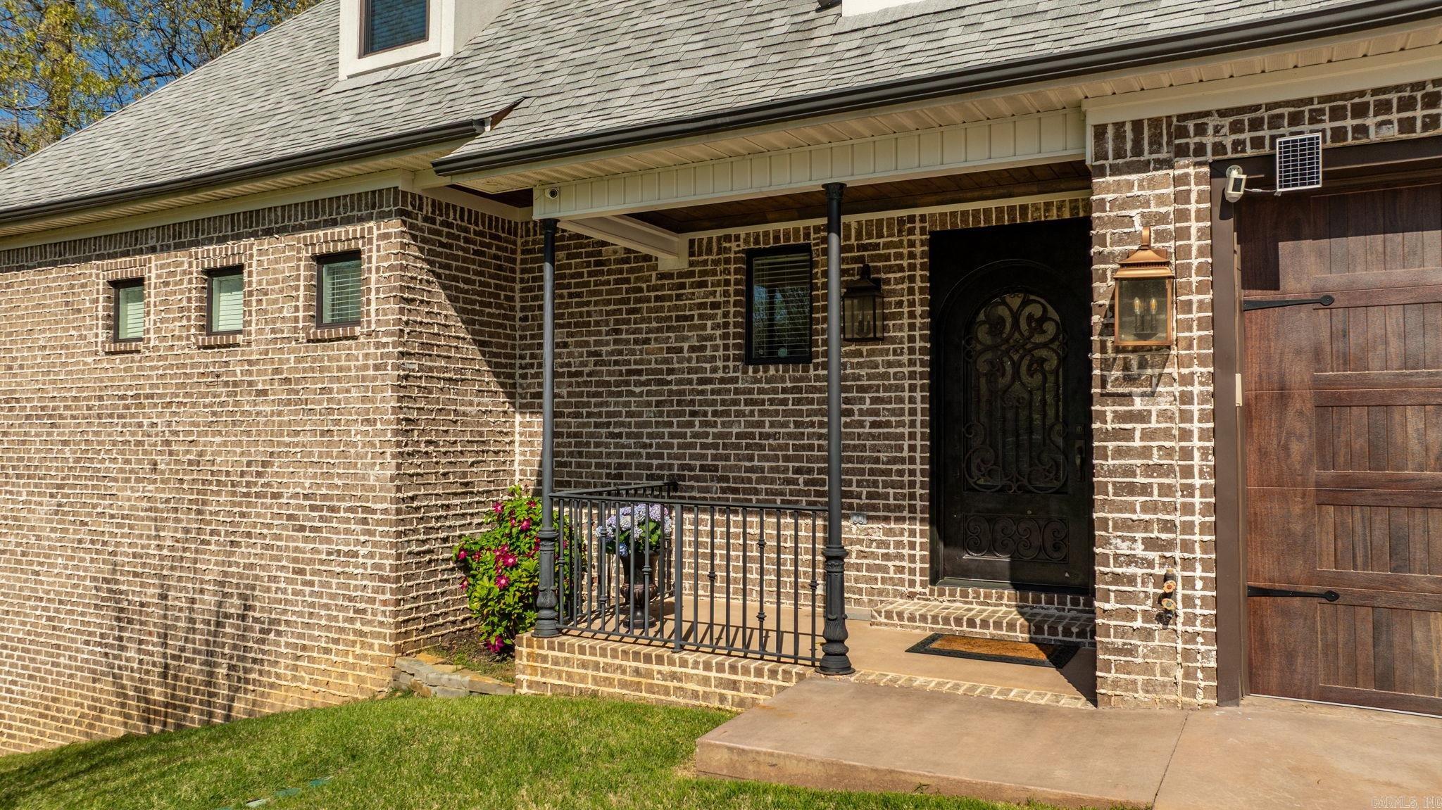 WOODLANDS EDGE - Residential