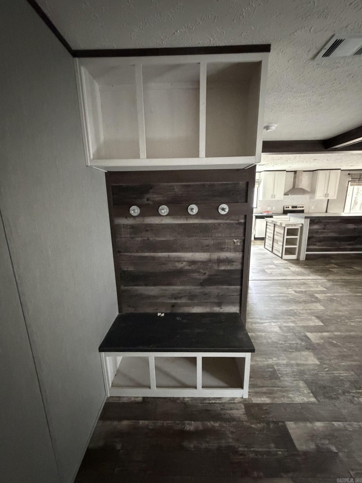 BRYANT HILLS - Residential