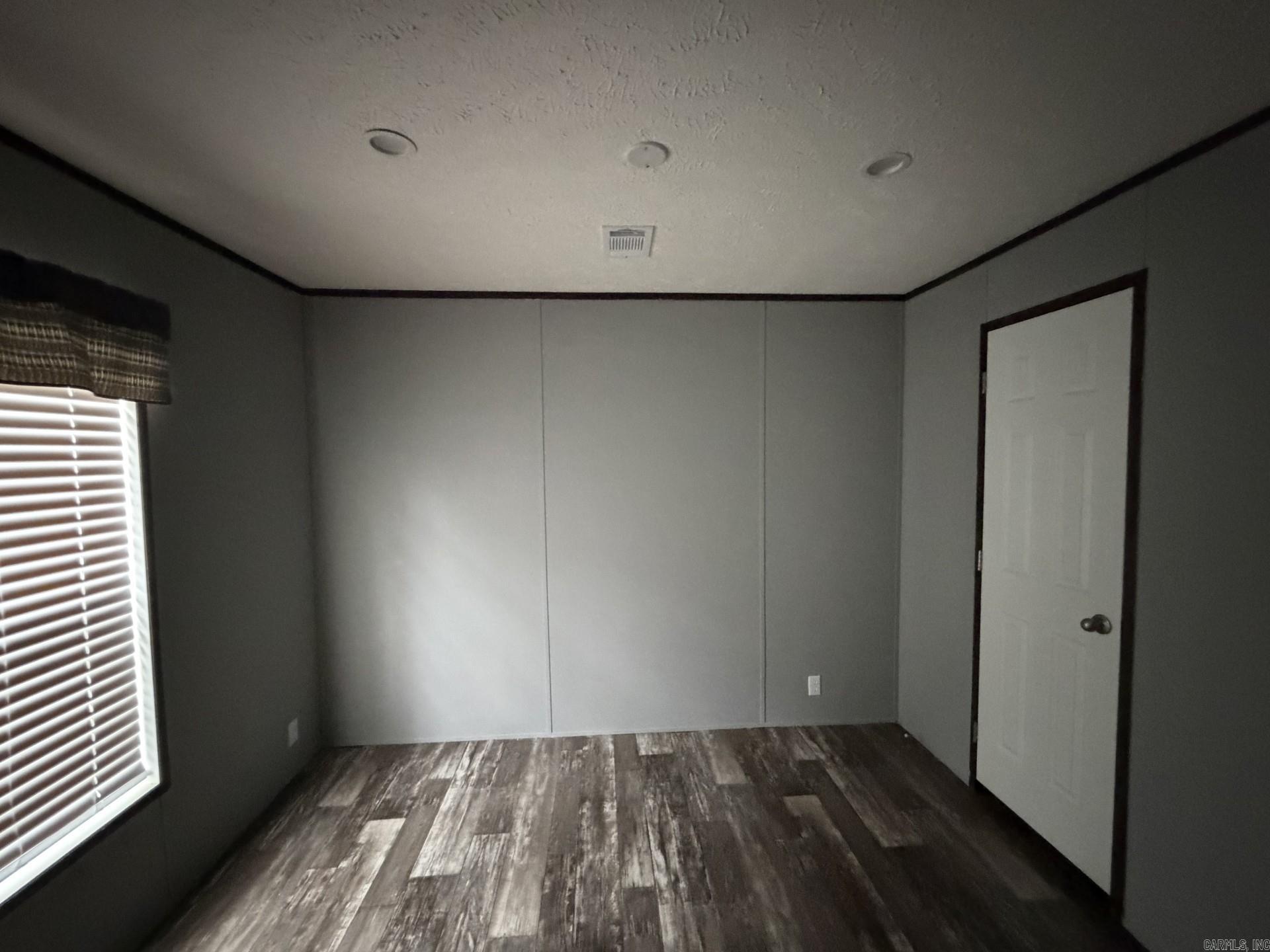 BRYANT HILLS - Residential