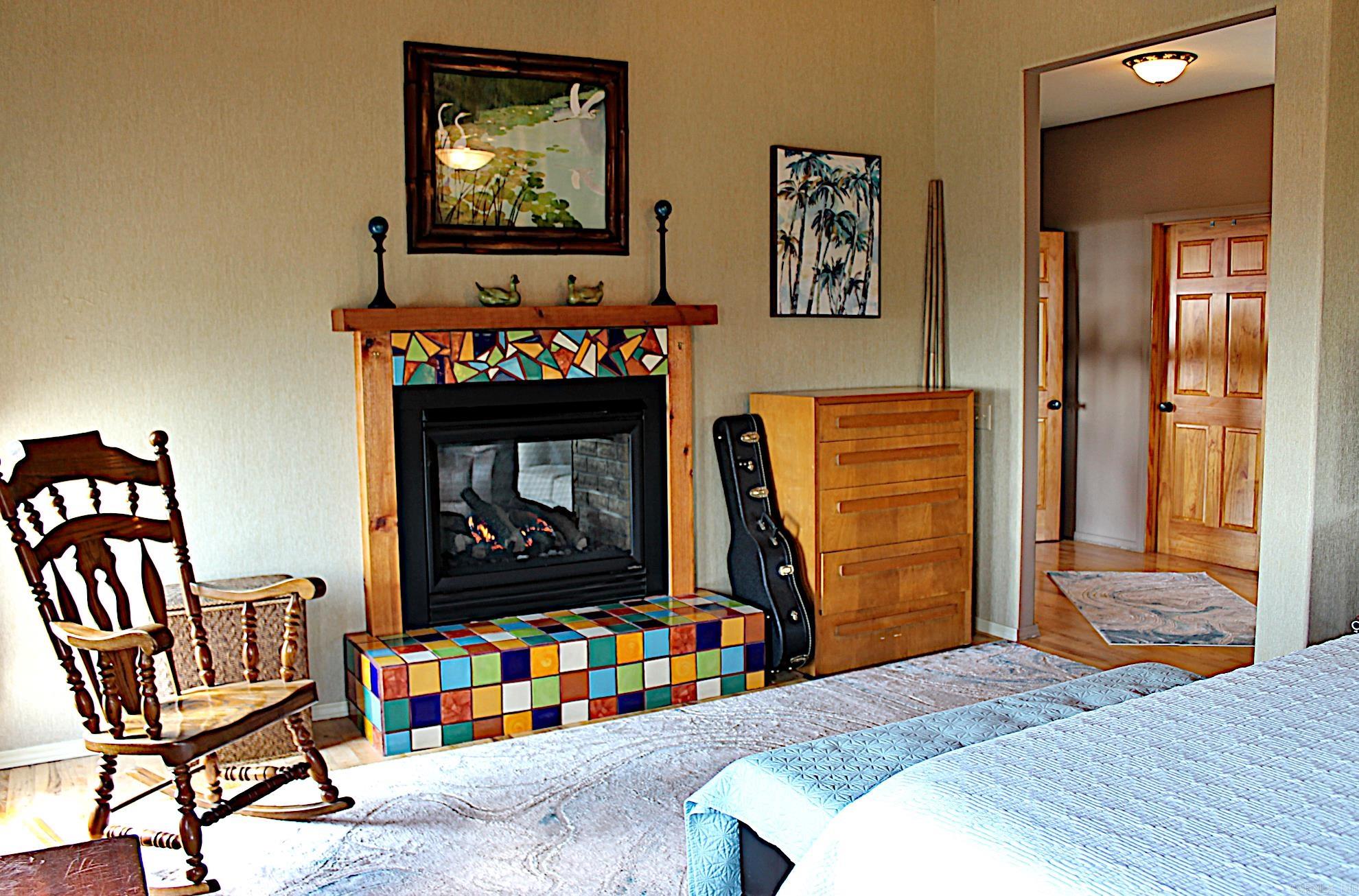 Country - Residential