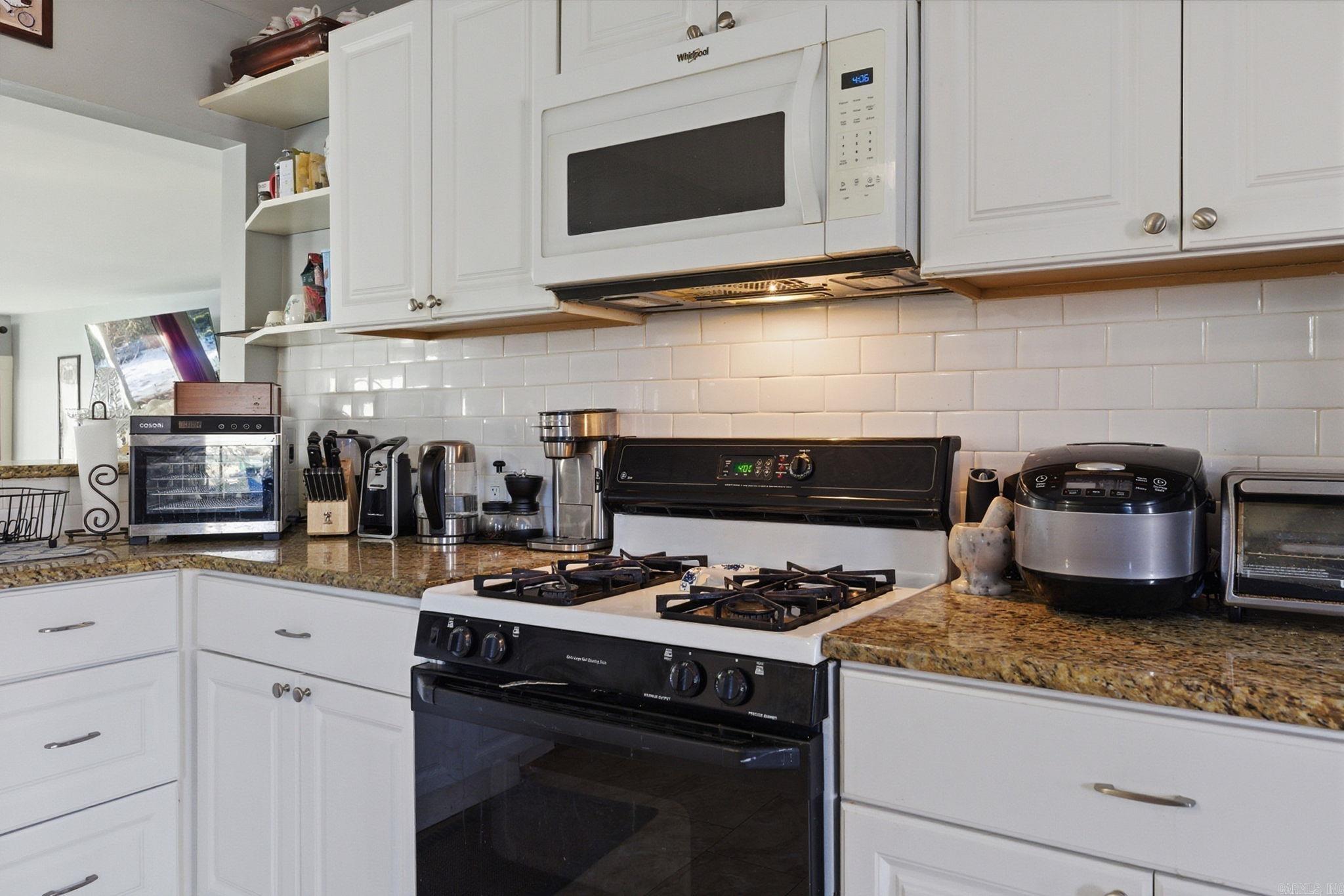 HILLSIDE - Residential