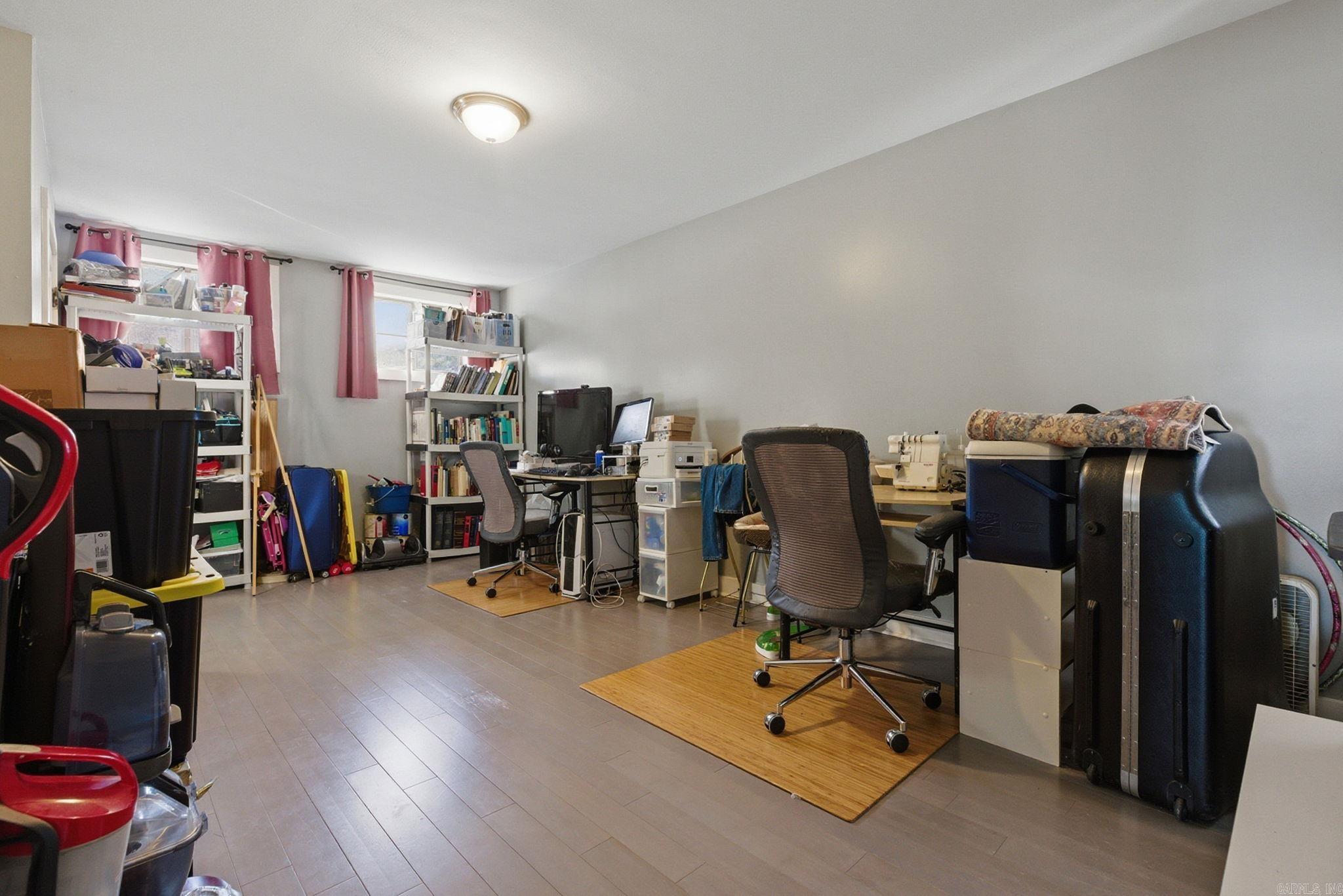 HILLSIDE - Residential