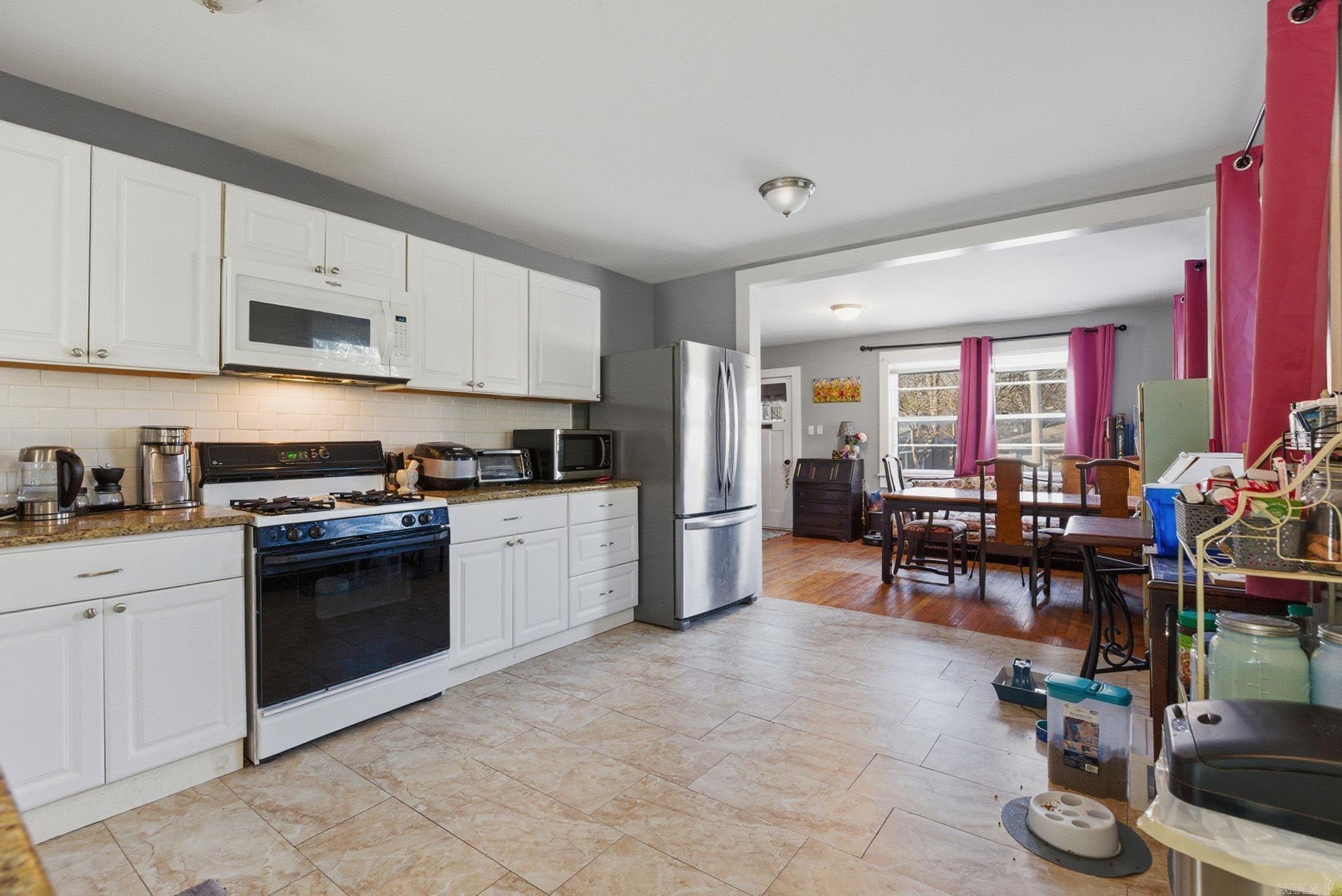 HILLSIDE - Residential