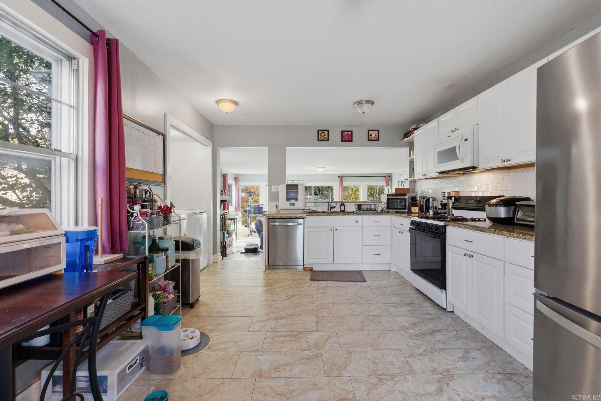 HILLSIDE - Residential