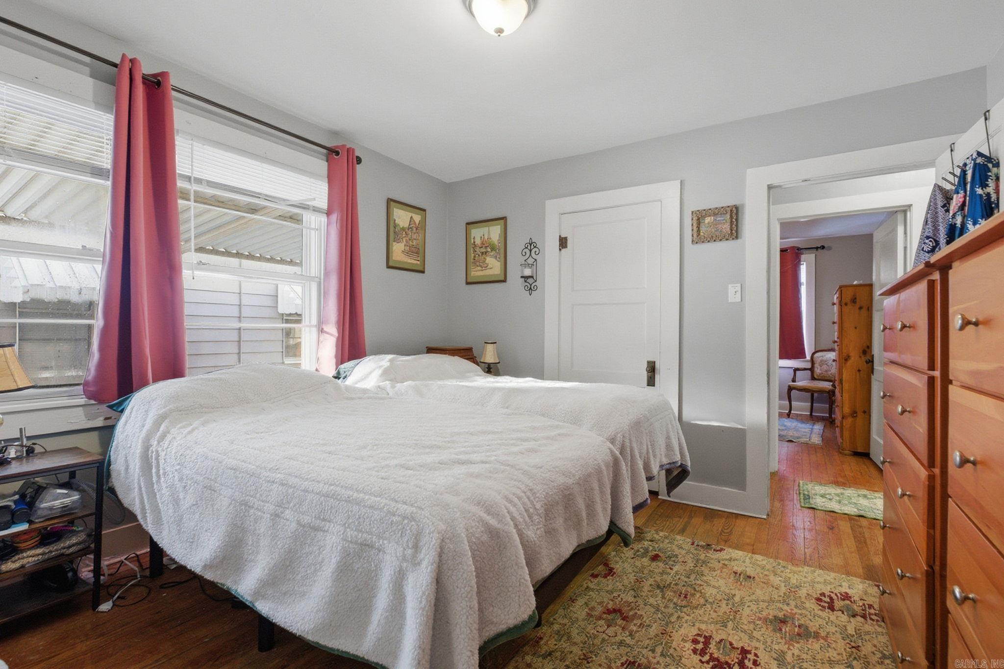 HILLSIDE - Residential