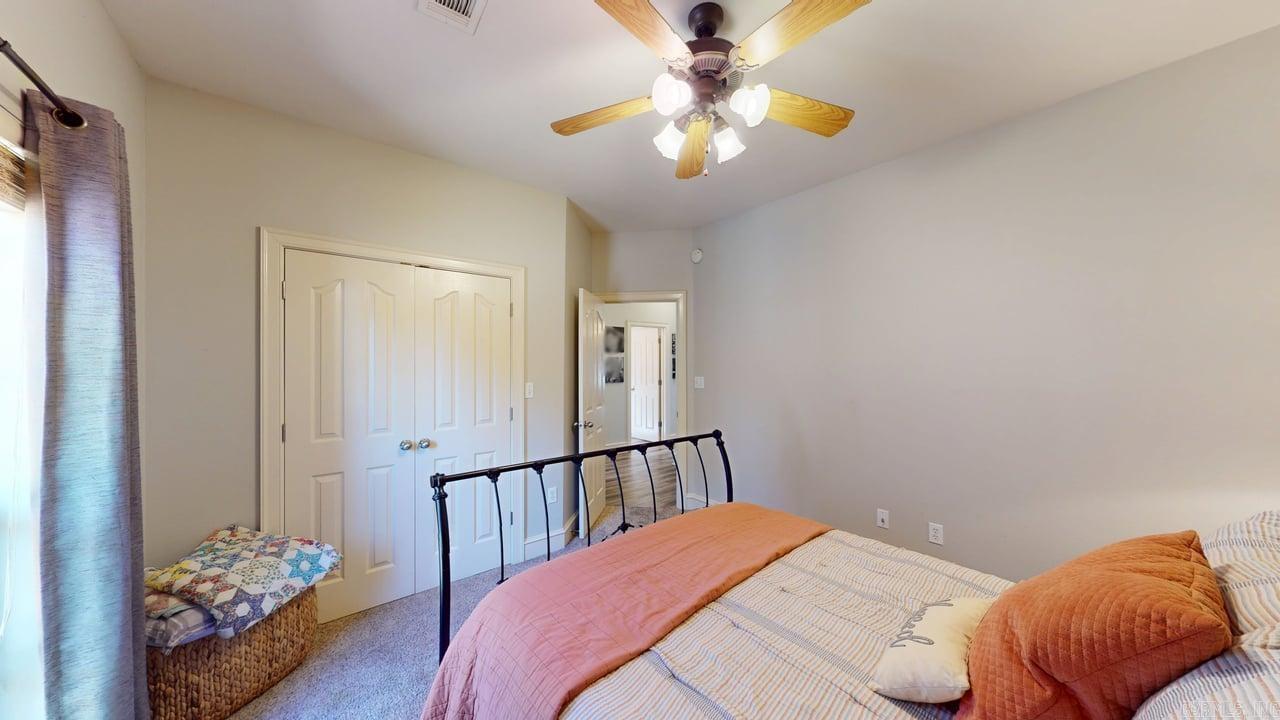 WOODLAND SPRINGS - Residential