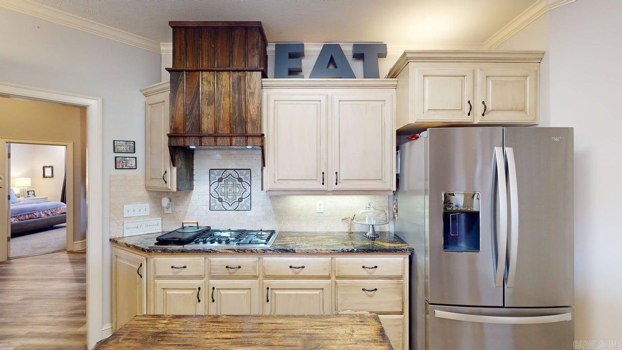 WOODLAND SPRINGS - Residential