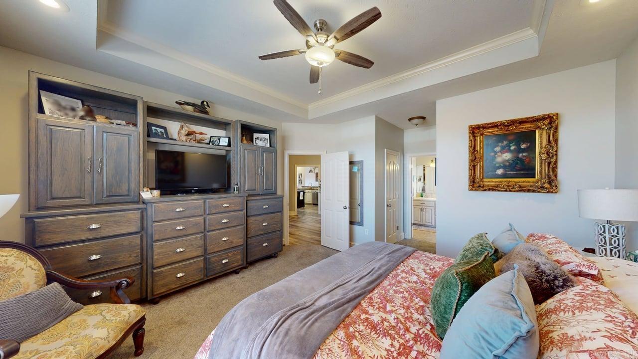 WOODLAND SPRINGS - Residential