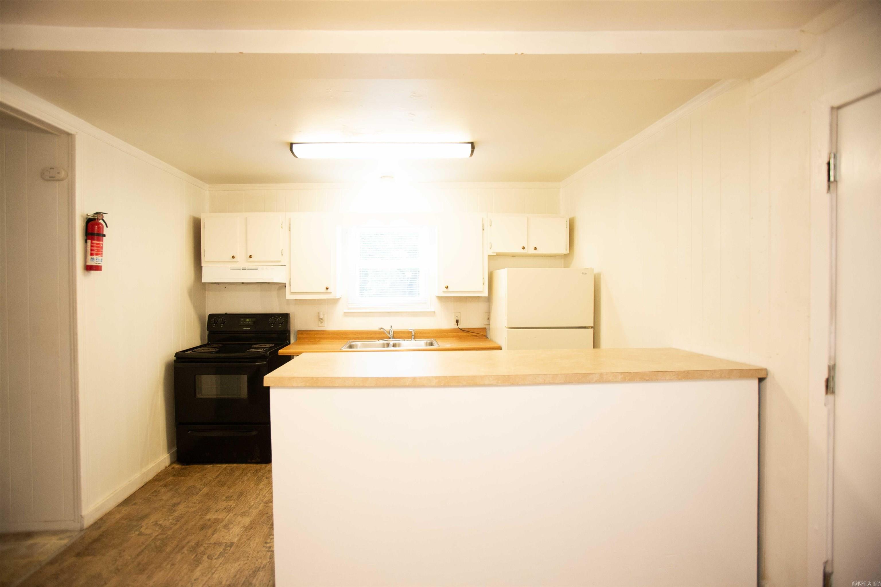 3N-11-28 - Residential Lease