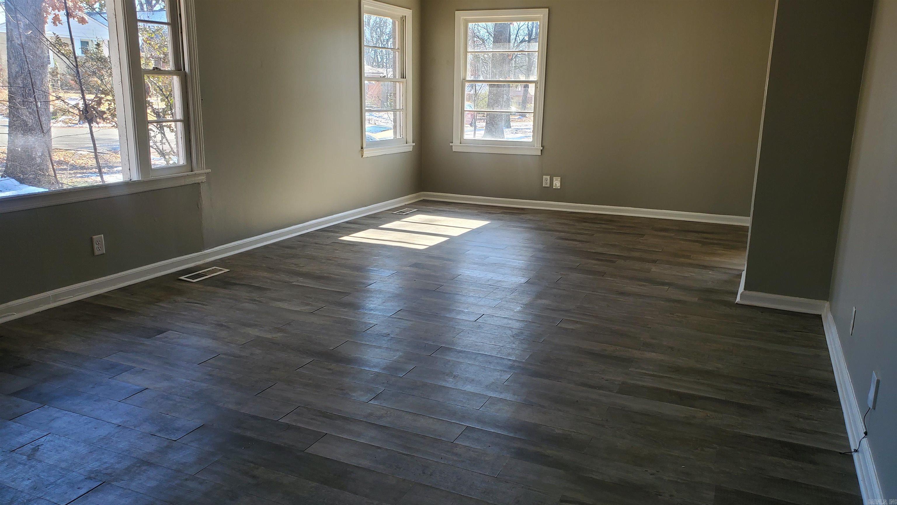 OAK FOREST - Residential